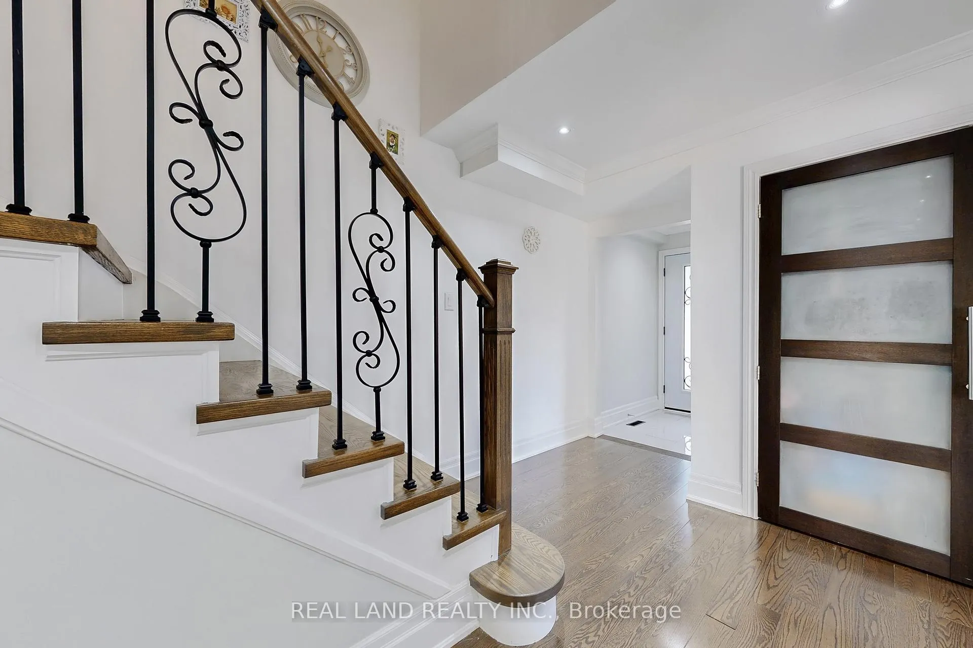 Photo 18 of 251 Glen Shields Avenue, Vaughan, Glen Shields — HOMEH