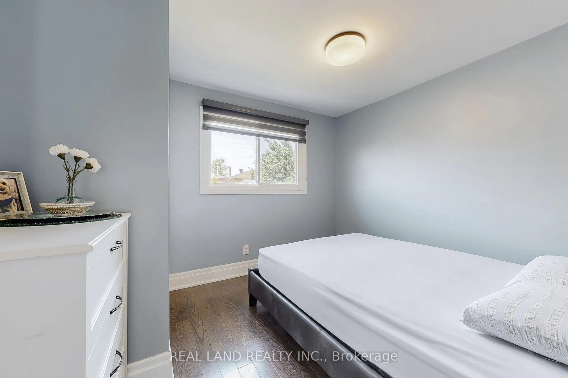 Photo 32 of 251 Glen Shields Avenue, Vaughan, Glen Shields — HOMEH