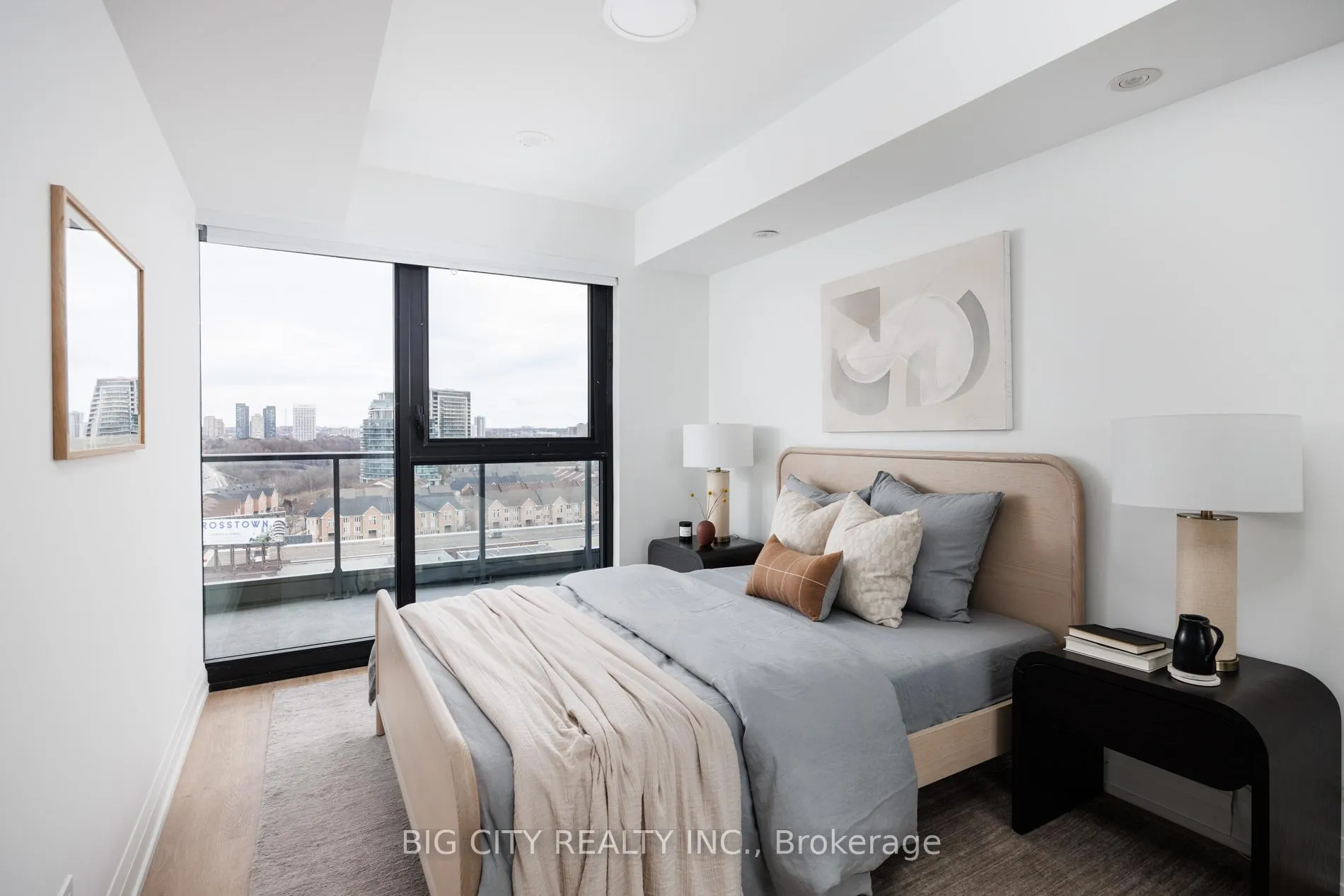 Photo 12 of Unit 911, 36 Brentcliffe Road, Toronto, Thorncliffe Park — HOMEH
