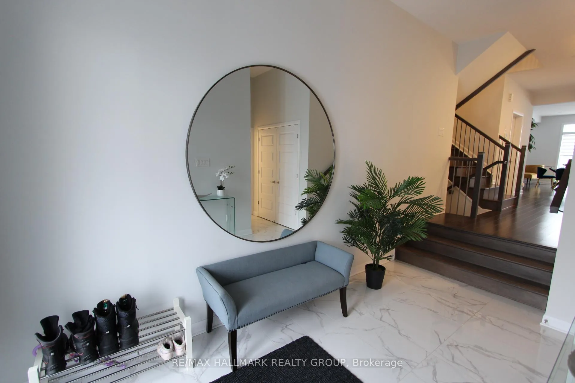 Photo 2 of 543 Anchor Circle, Ottawa, Mahogany Community — HOMEH