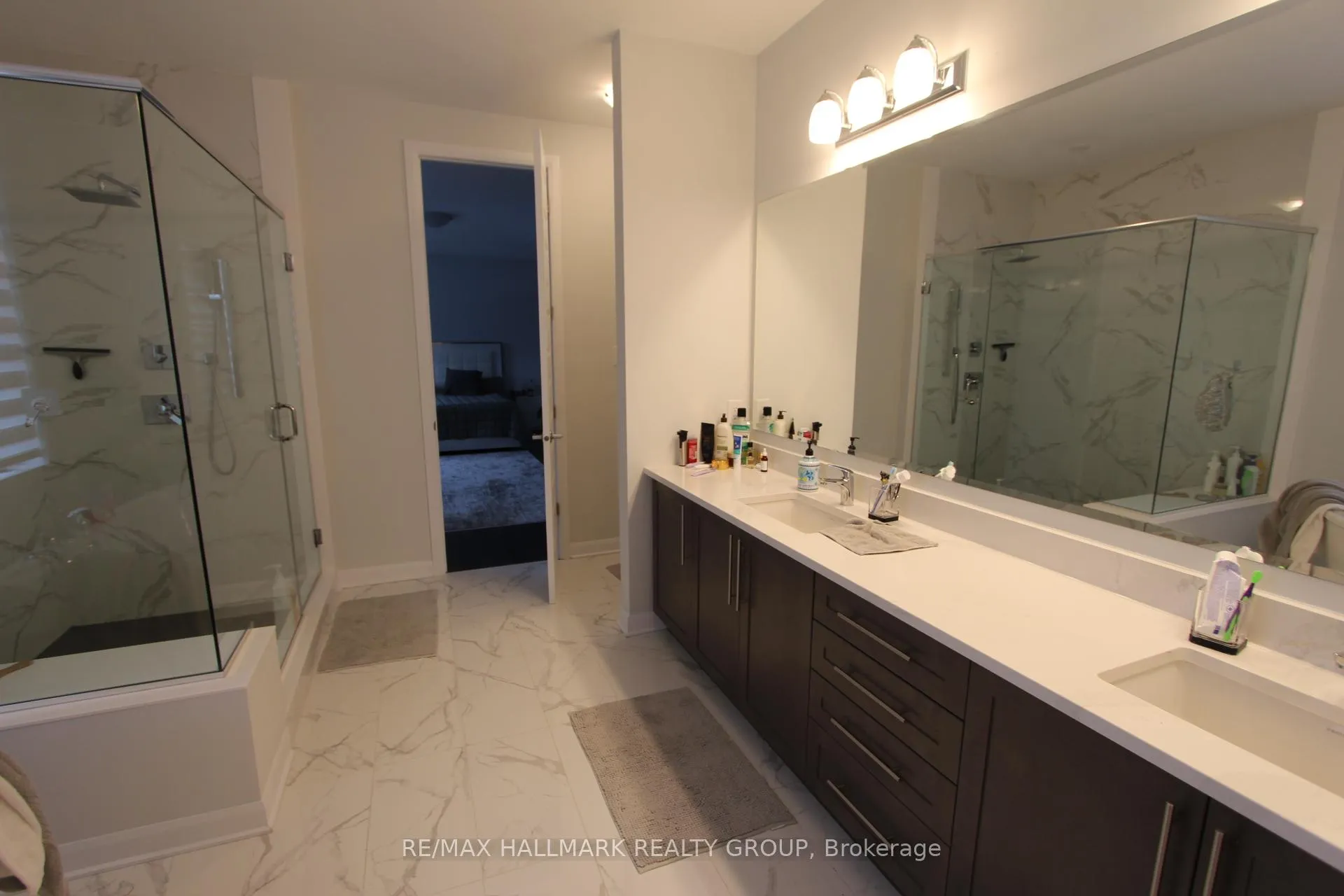 Photo 11 of 543 Anchor Circle, Ottawa, Mahogany Community — HOMEH