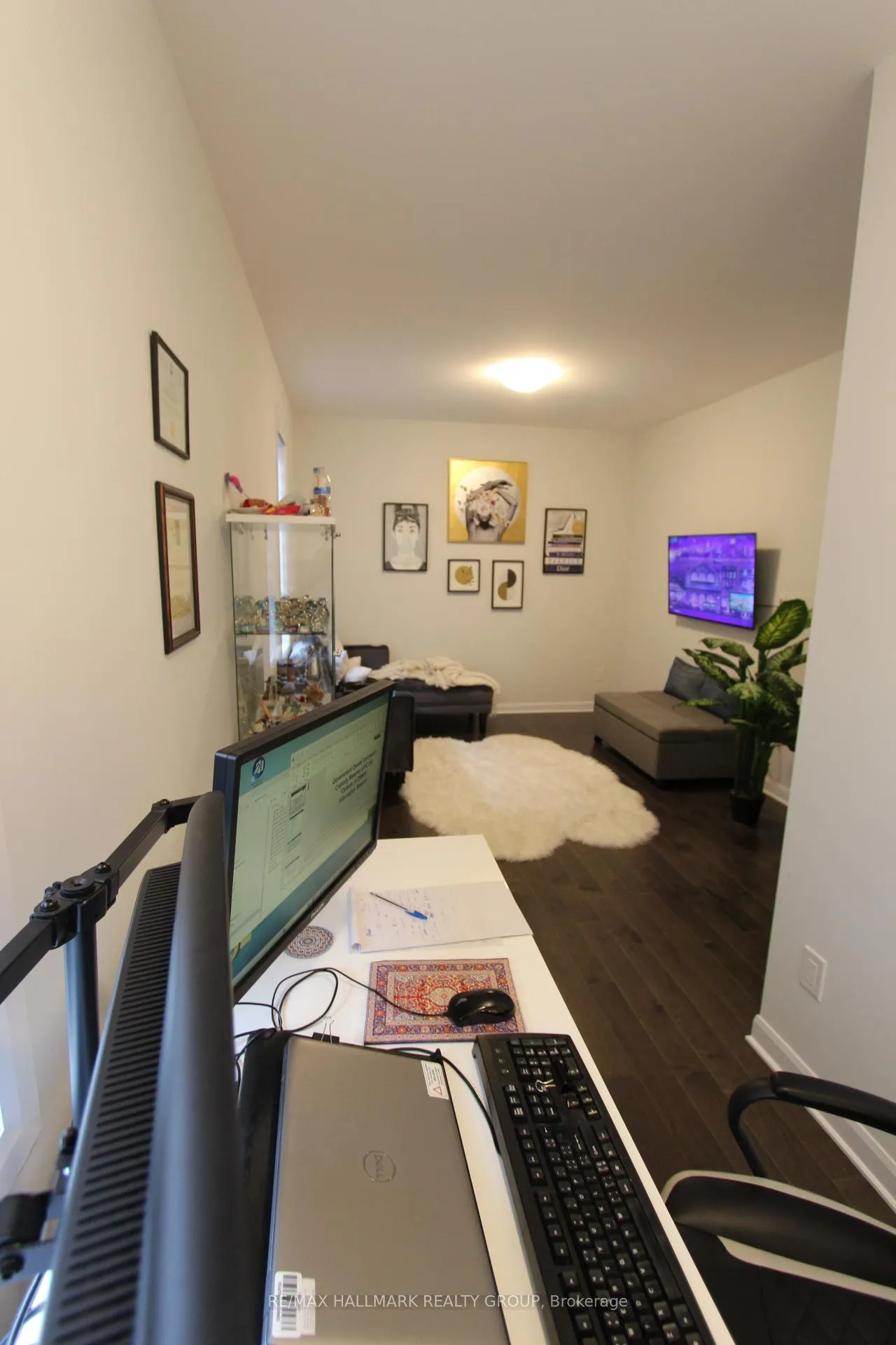 Photo 17 of 543 Anchor Circle, Ottawa, Mahogany Community — HOMEH
