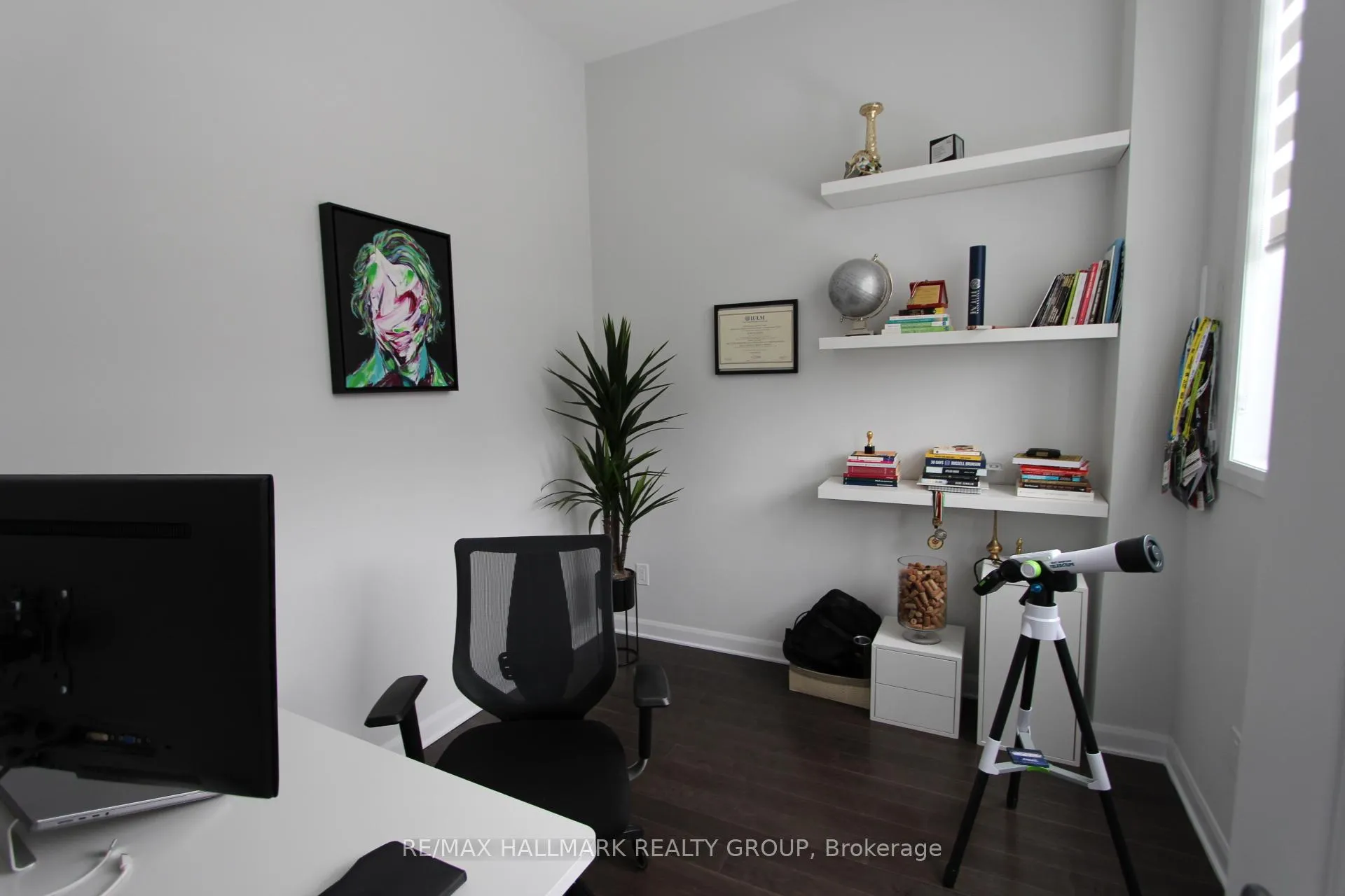 Photo 19 of 543 Anchor Circle, Ottawa, Mahogany Community — HOMEH