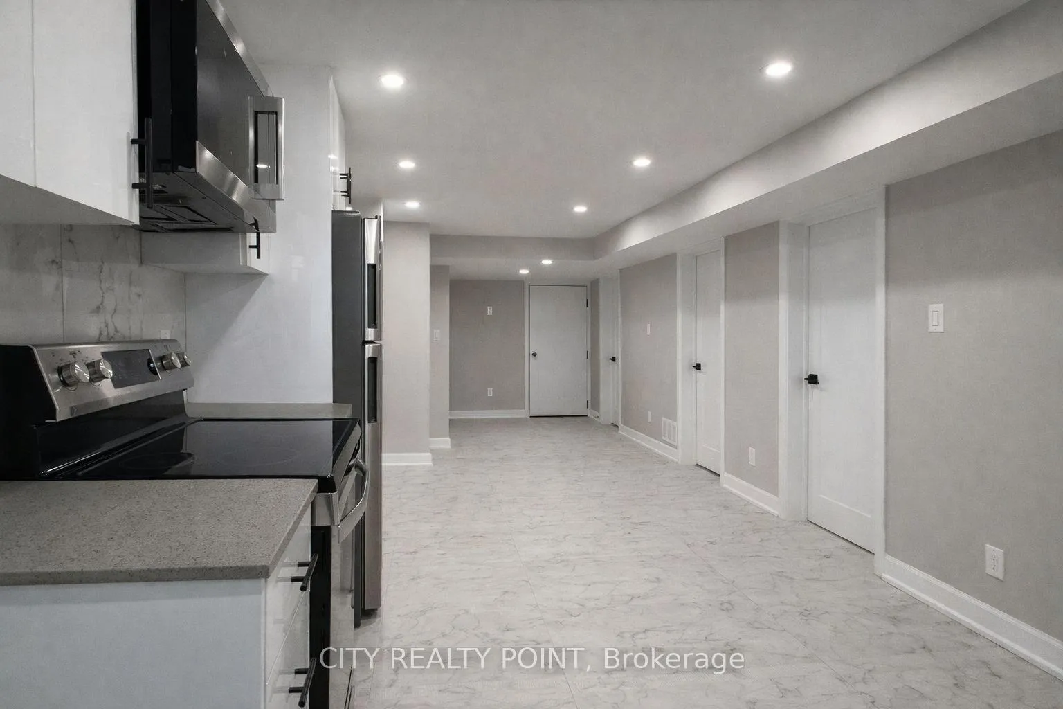 Photo 2 of Unit Unit 1, 131 Camelia Avenue, Ottawa, Manor Park — HOMEH
