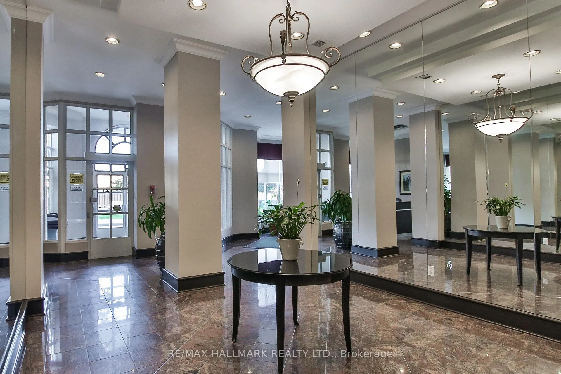 Photo 4 of Unit 1103, 21 Overlea Boulevard, Toronto, Thorncliffe Park — HOMEH