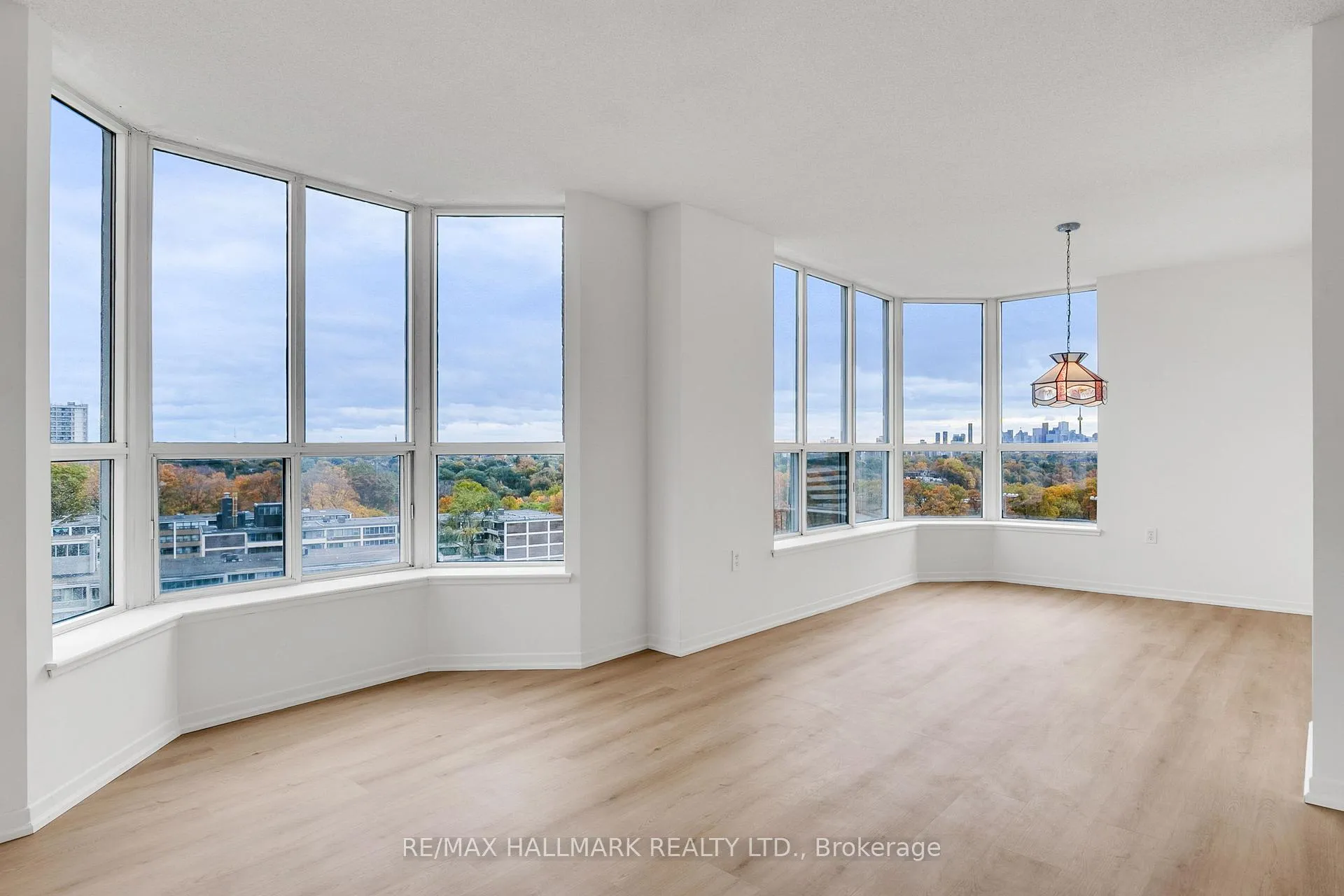 Photo 12 of Unit 1103, 21 Overlea Boulevard, Toronto, Thorncliffe Park — HOMEH