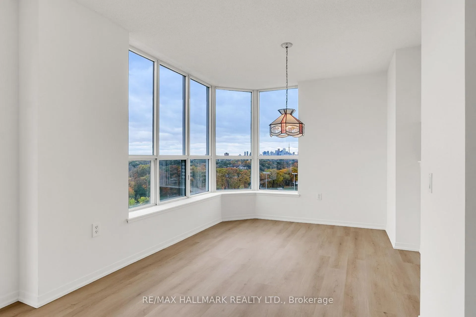 Photo 15 of Unit 1103, 21 Overlea Boulevard, Toronto, Thorncliffe Park — HOMEH