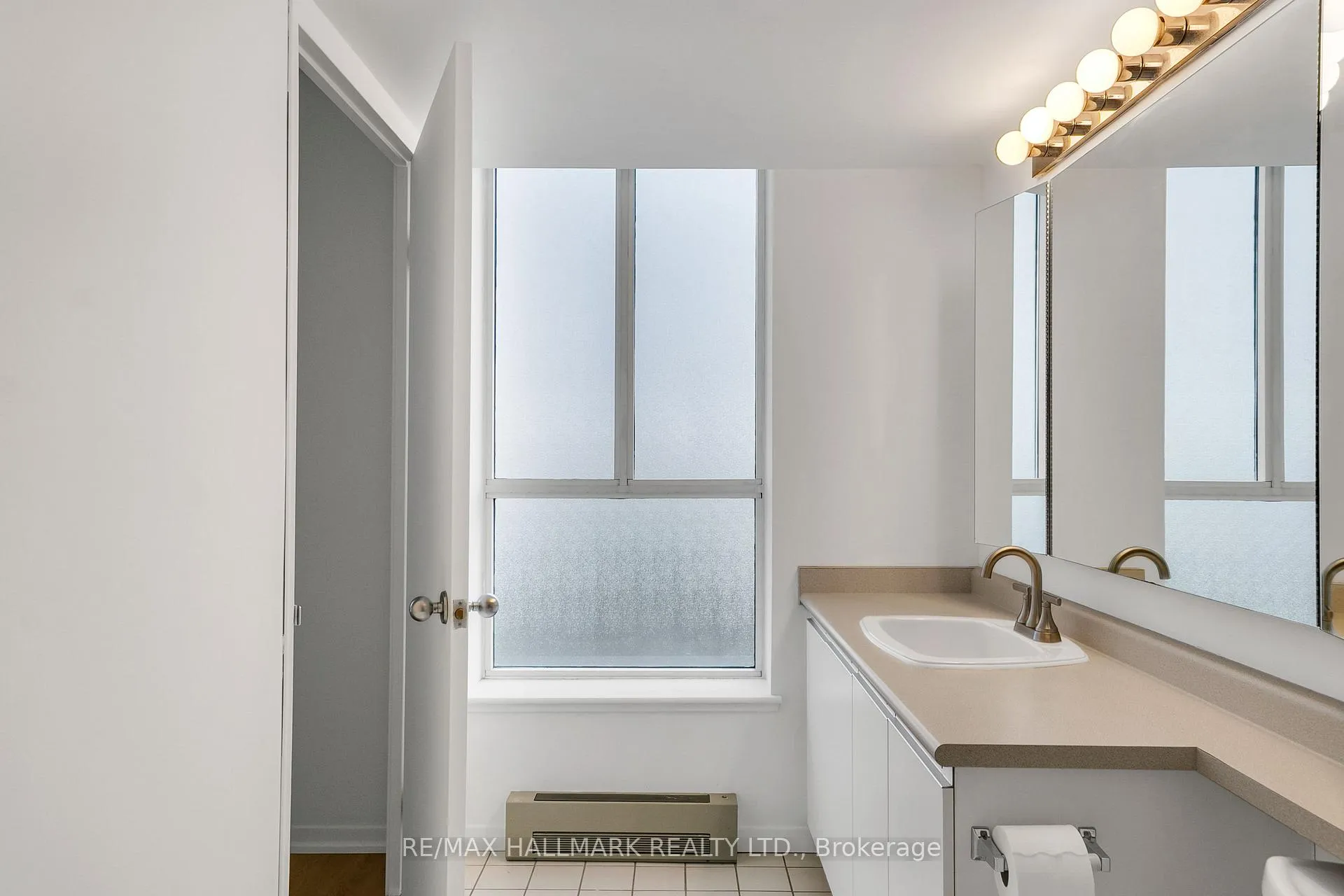 Photo 25 of Unit 1103, 21 Overlea Boulevard, Toronto, Thorncliffe Park — HOMEH