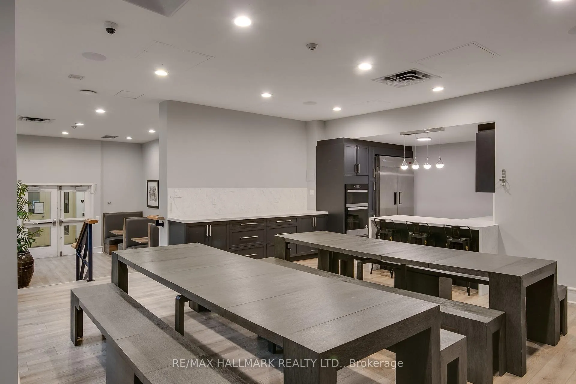 Photo 39 of Unit 1103, 21 Overlea Boulevard, Toronto, Thorncliffe Park — HOMEH