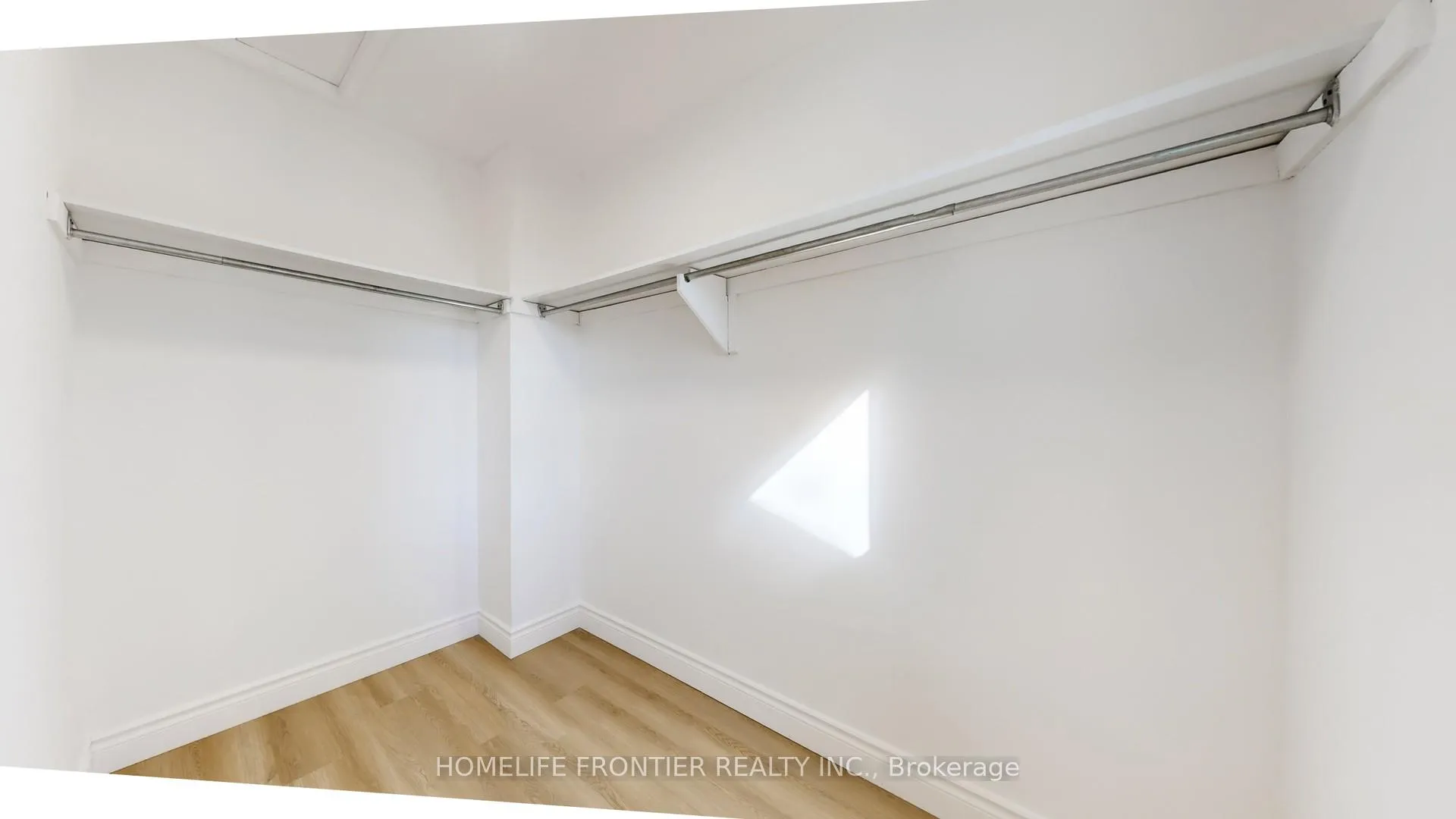 Photo 18 of 42 Green Spring Drive, Scarborough, Milliken — HOMEH