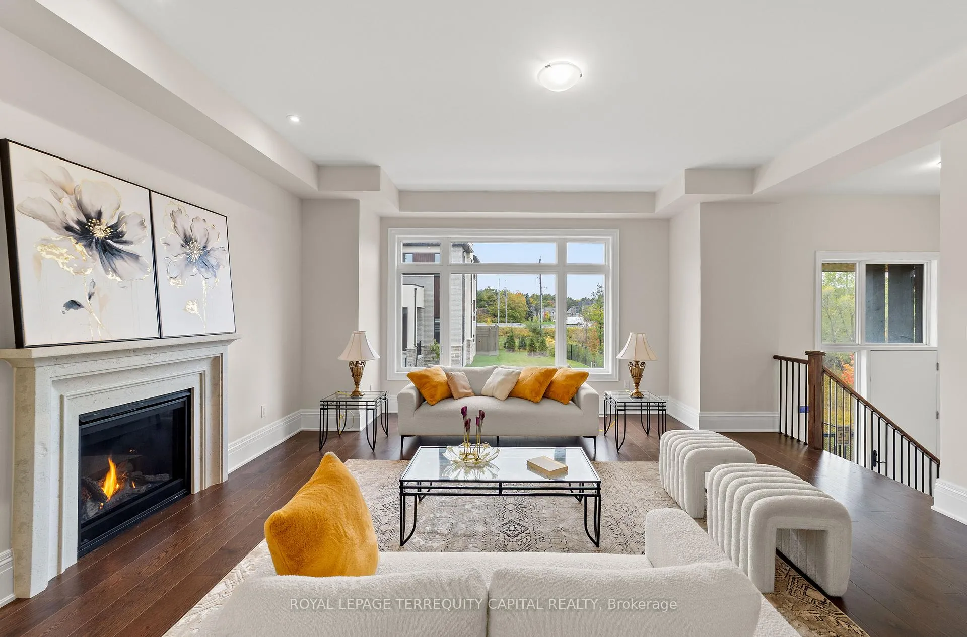 Photo 5 of 23 Kingwood Lane, Aurora, Aurora Estates — HOMEH