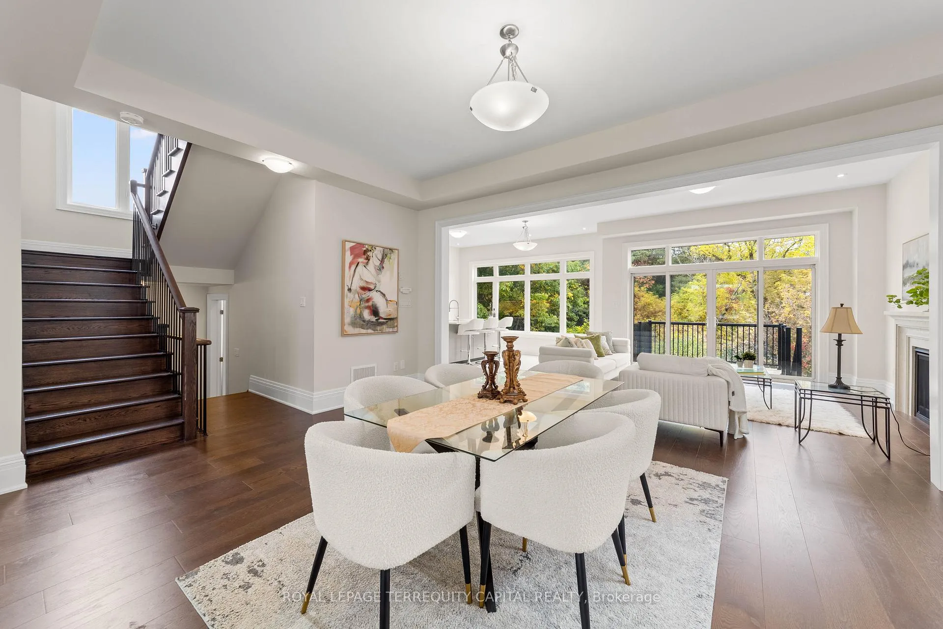 Photo 8 of 23 Kingwood Lane, Aurora, Aurora Estates — HOMEH