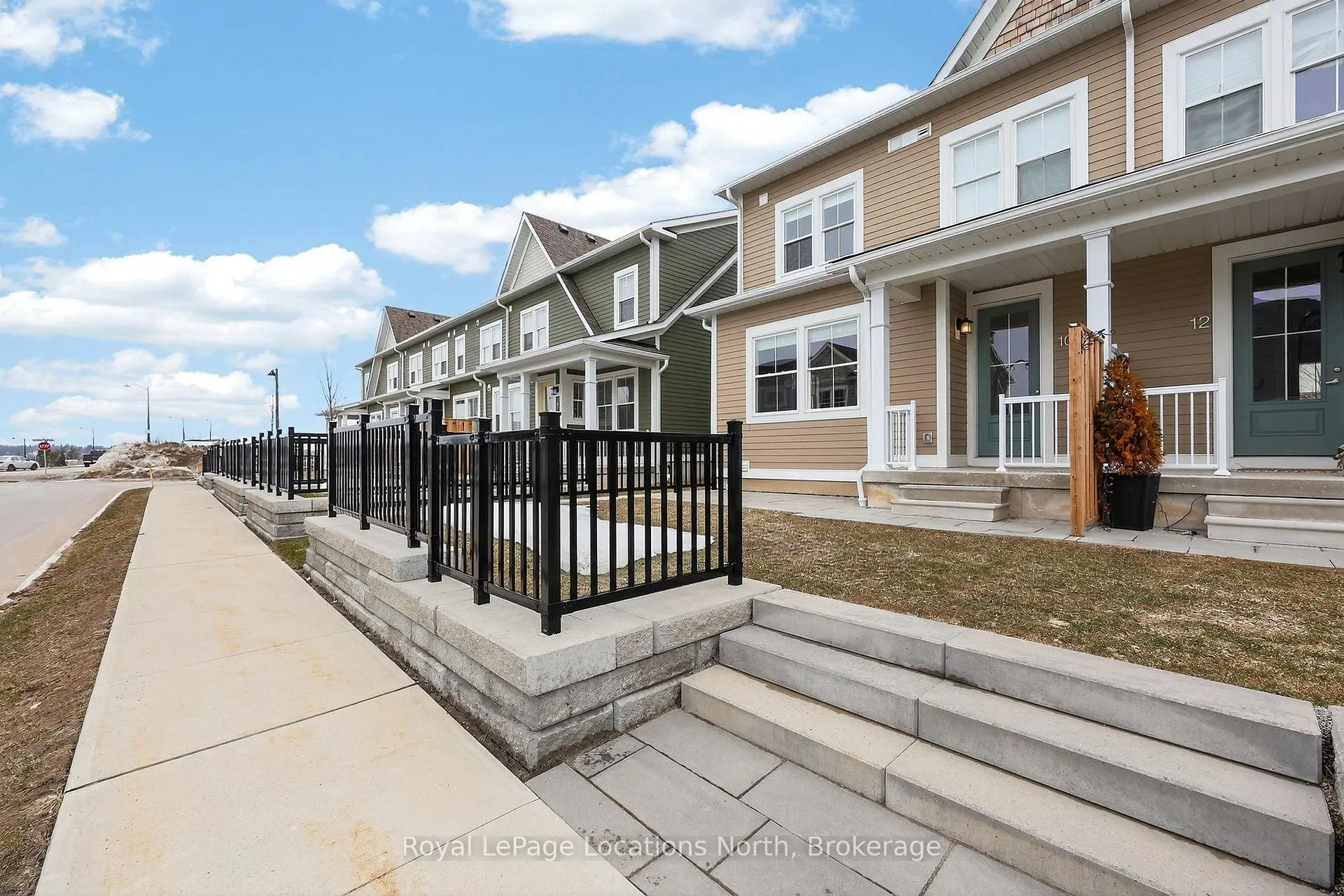 Photo 2 of 10 Allison Lane, Midland — HOMEH
