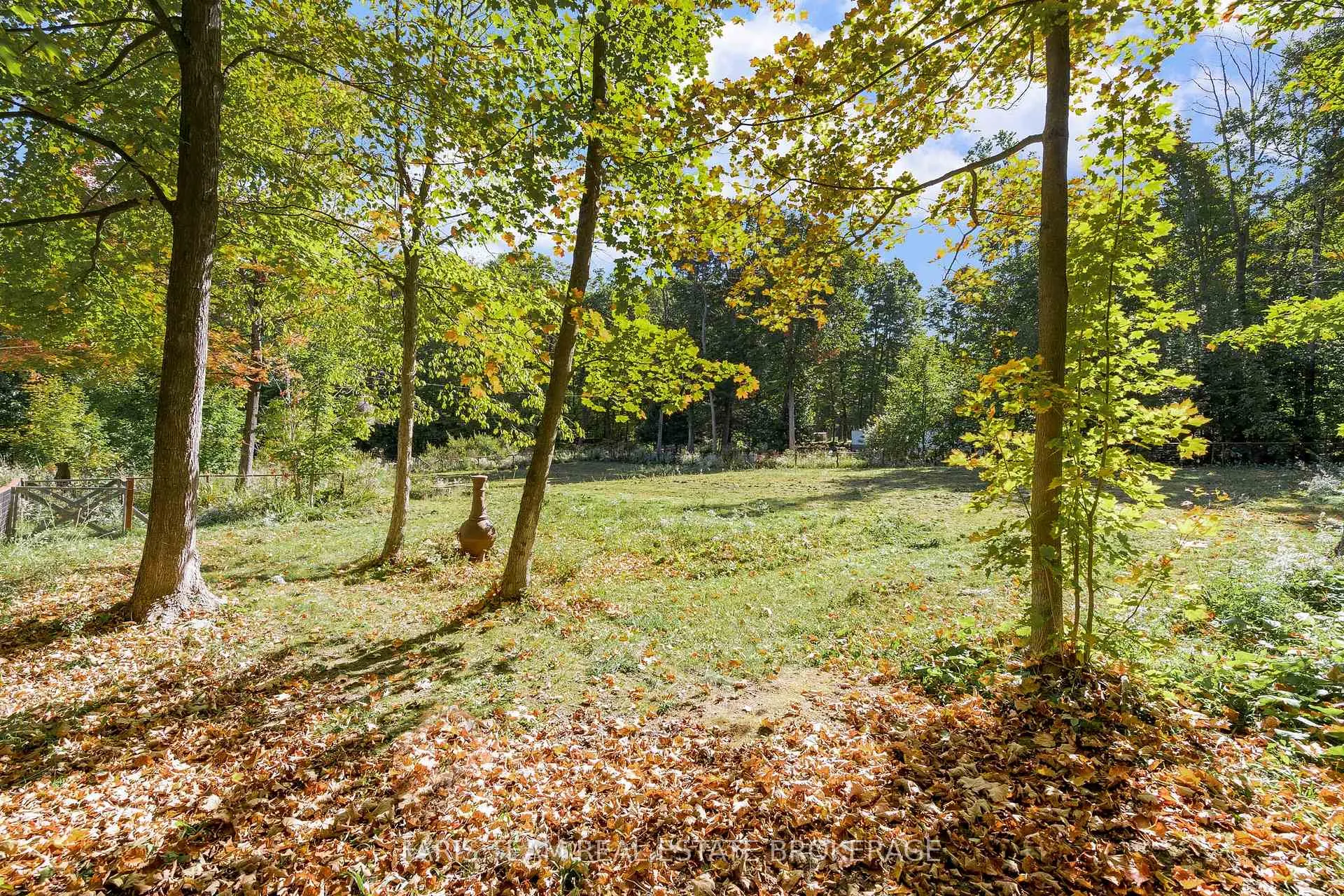 Photo 11 of 76 McArthur Drive, Penetanguishene — HOMEH
