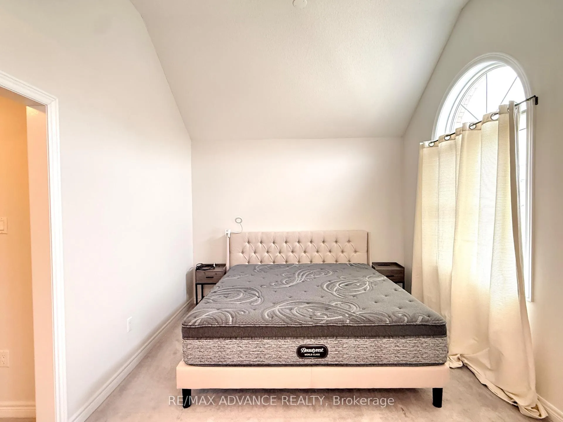 Photo 16 of 65 Princess Diana Drive, Markham, Cathedraltown — HOMEH