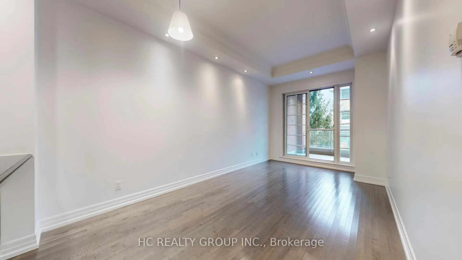 Photo 8 of Unit 322, 20 Burkebrook Place, North York, Bridle Path-Sunnybrook-York Mills — HOMEH
