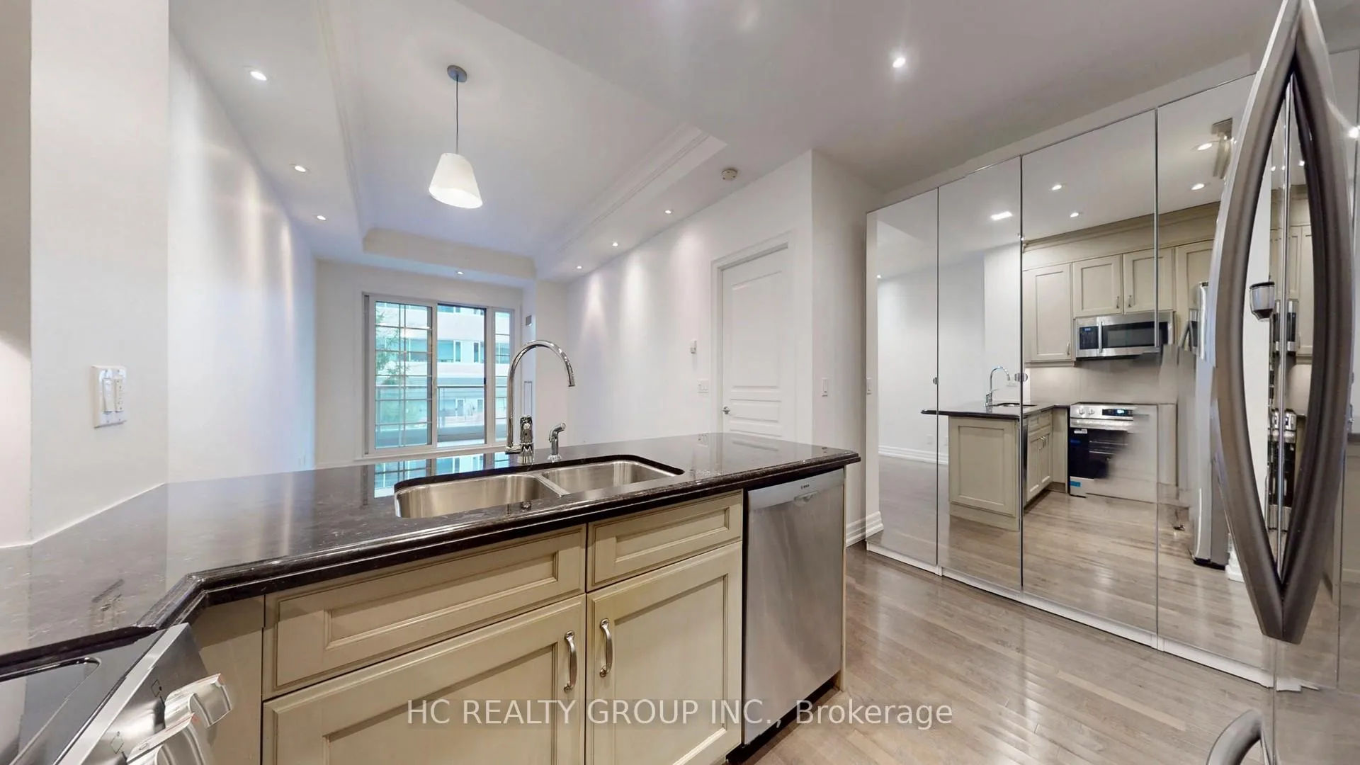 Photo 13 of Unit 322, 20 Burkebrook Place, North York, Bridle Path-Sunnybrook-York Mills — HOMEH