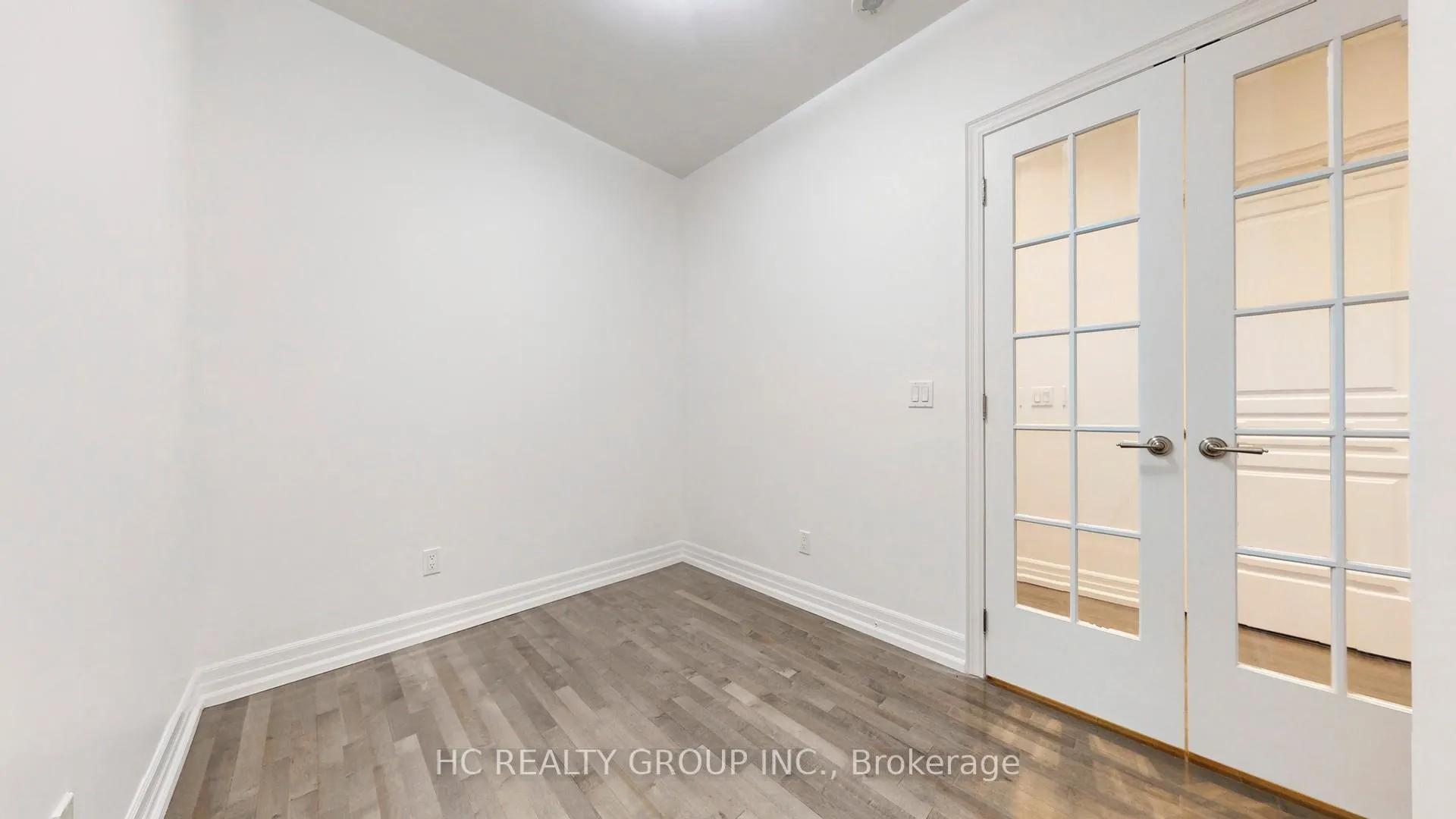 Photo 18 of Unit 322, 20 Burkebrook Place, North York, Bridle Path-Sunnybrook-York Mills — HOMEH