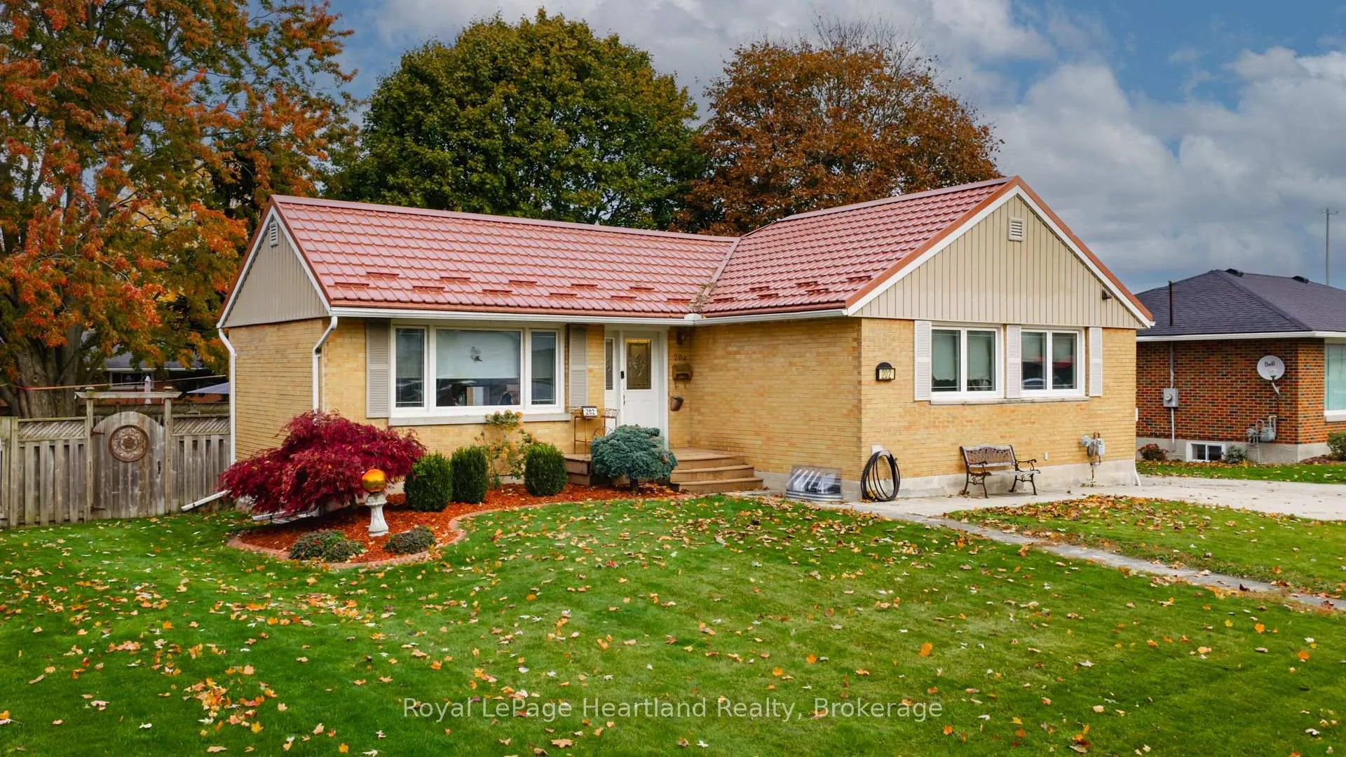 Photo 1 of 202 St. David Street, West Perth, Mitchell — HOMEH