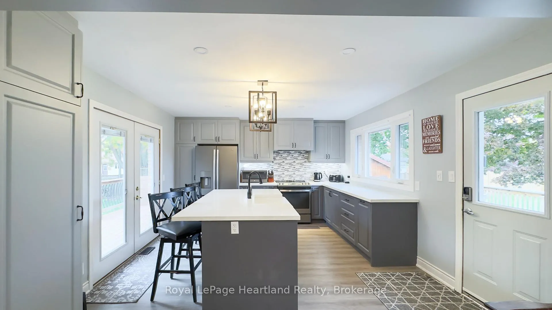 Photo 31 of 202 St. David Street, West Perth, Mitchell — HOMEH