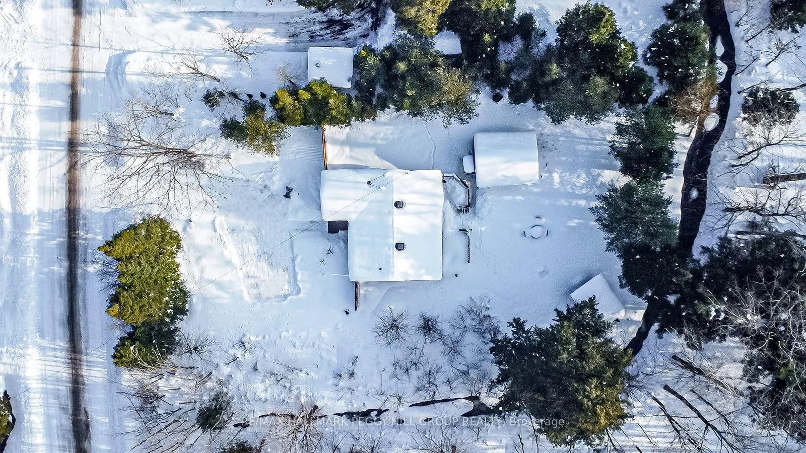 Photo 2 of 138 Moreau Parkway, Tiny, Rural Tiny — HOMEH