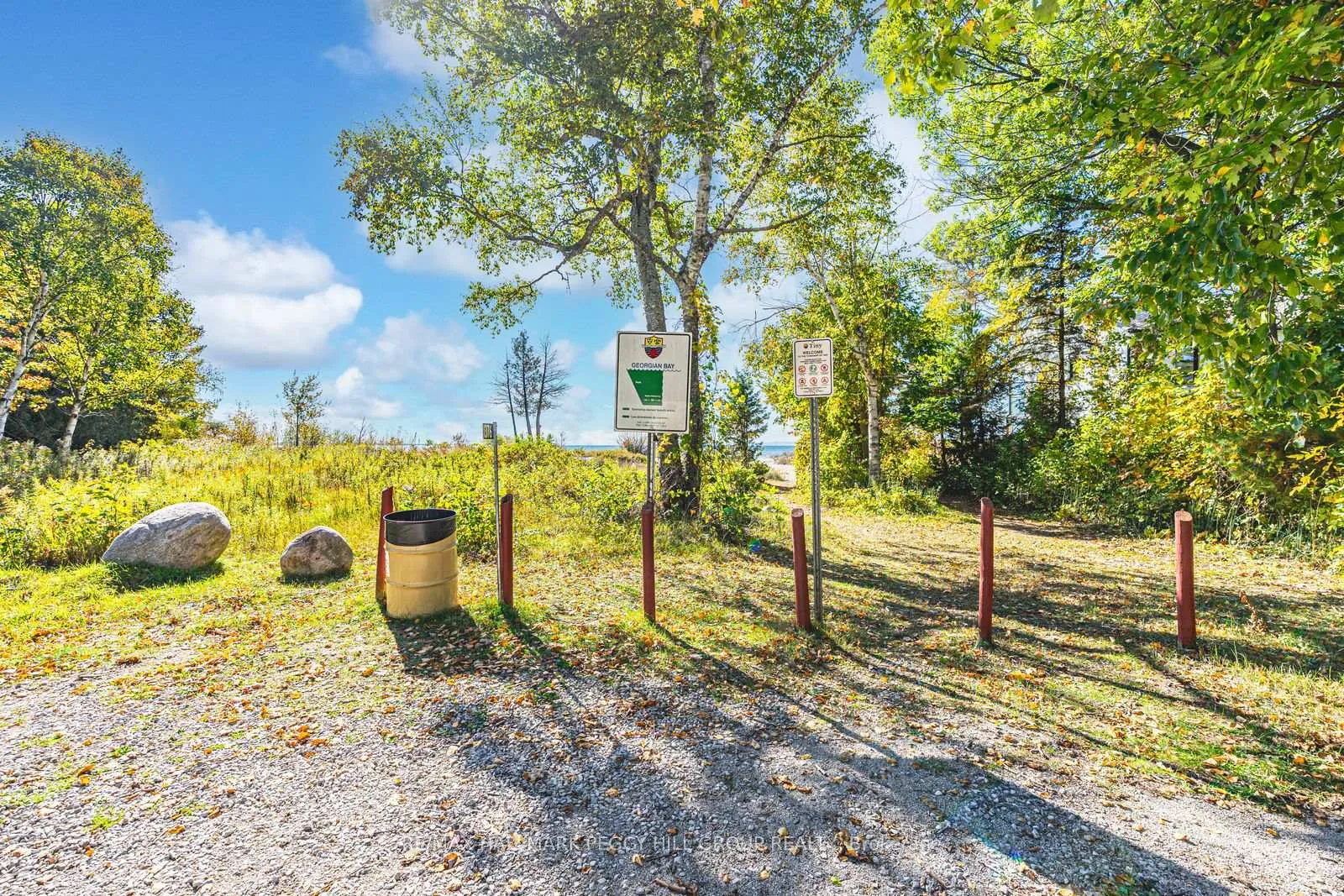 Photo 10 of 138 Moreau Parkway, Tiny, Rural Tiny — HOMEH