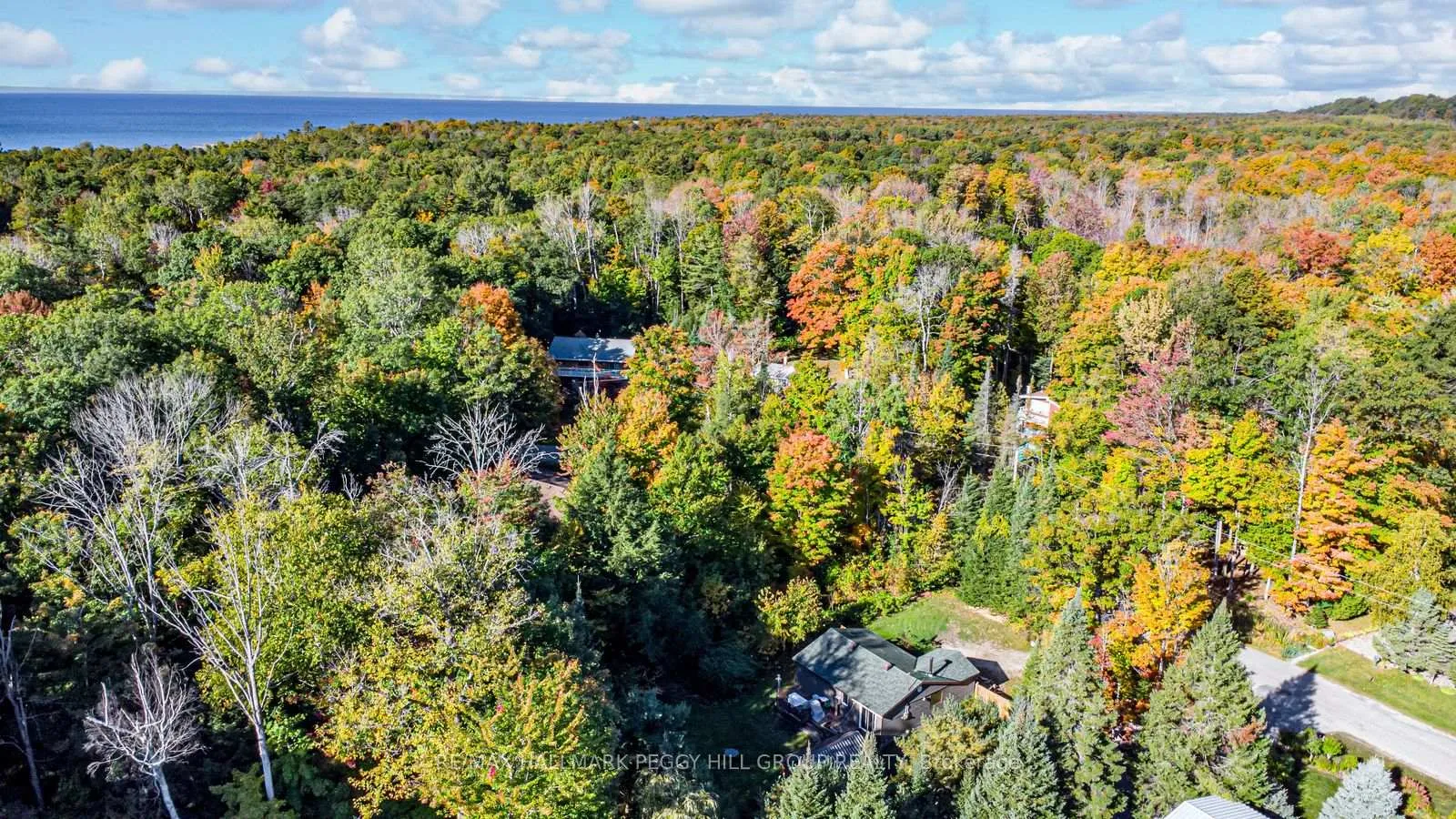 Photo 12 of 138 Moreau Parkway, Tiny, Rural Tiny — HOMEH