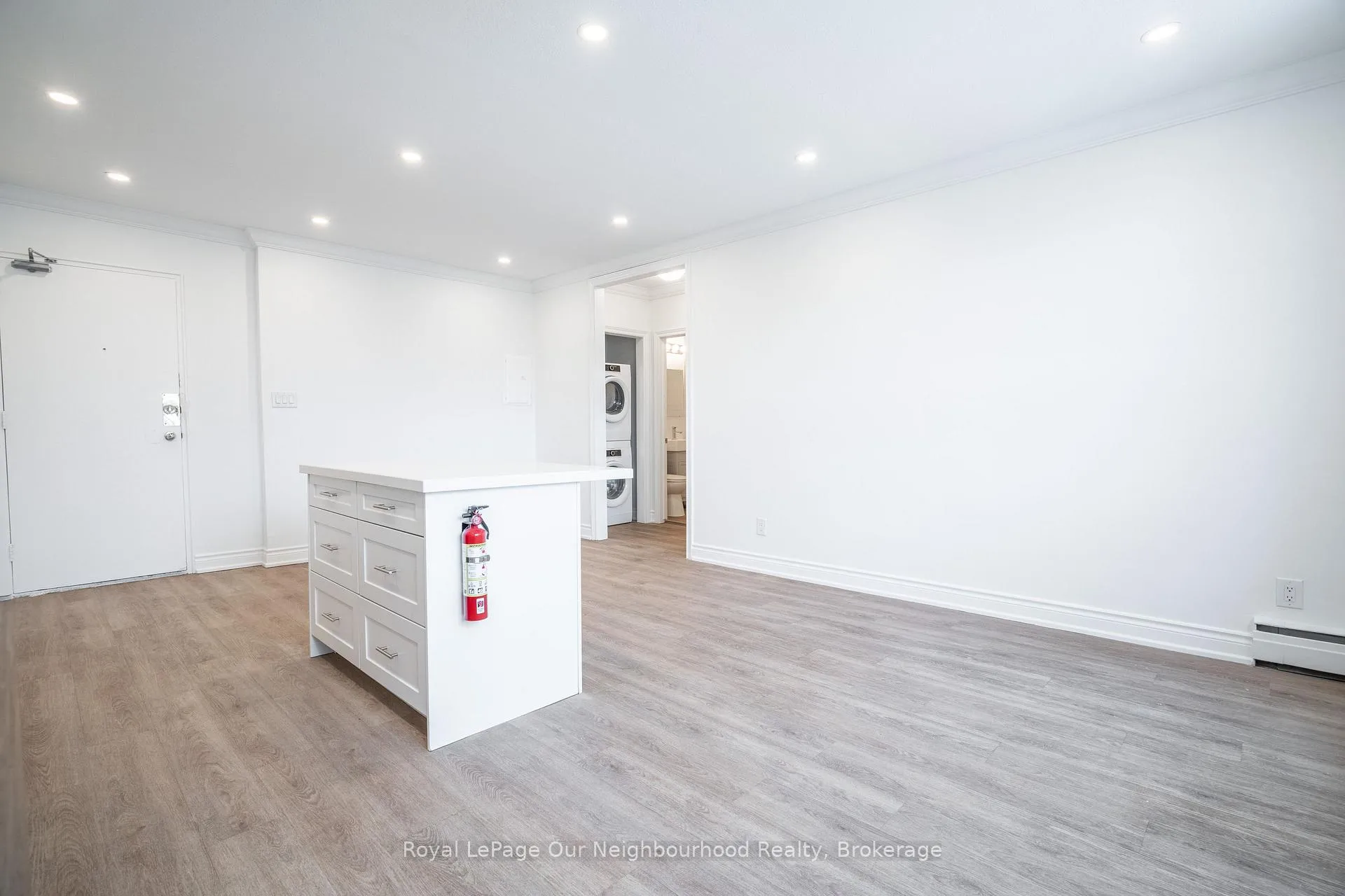 Photo 9 of Unit 307, 112 St. Joseph's Drive, Hamilton, Corktown — HOMEH