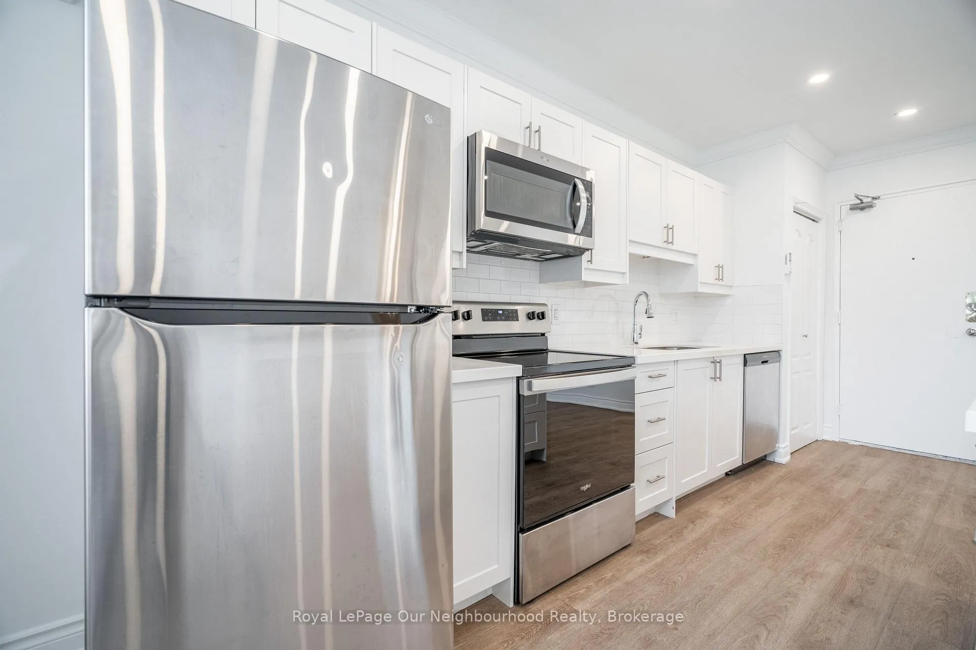 Photo 10 of Unit 307, 112 St. Joseph's Drive, Hamilton, Corktown — HOMEH