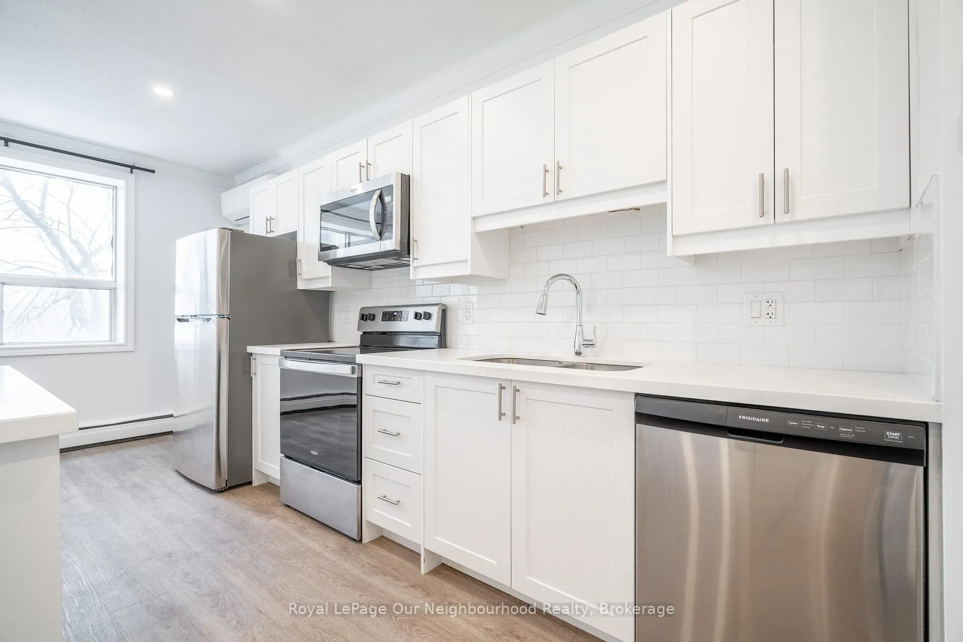 Photo 11 of Unit 307, 112 St. Joseph's Drive, Hamilton, Corktown — HOMEH