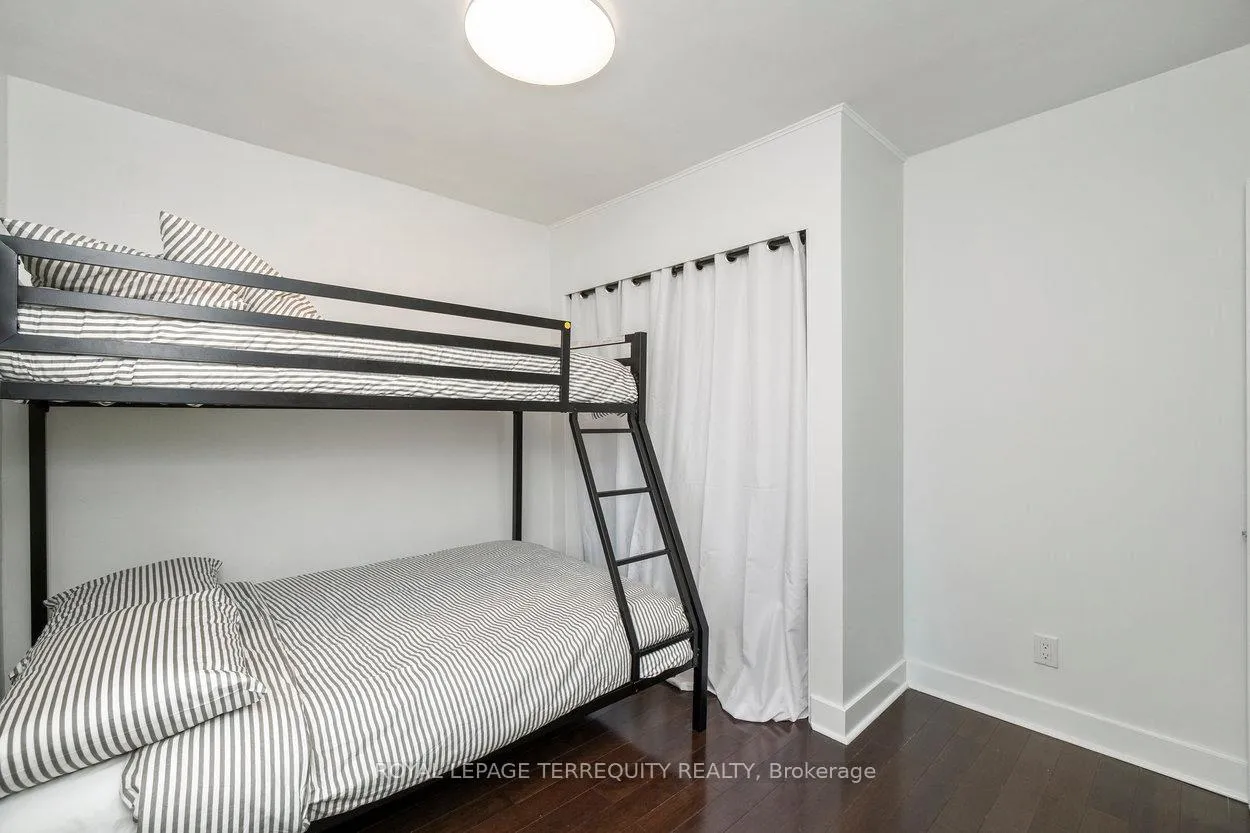 Photo 25 of 261 Blackthorn Avenue, Toronto, Weston-Pellam Park — HOMEH