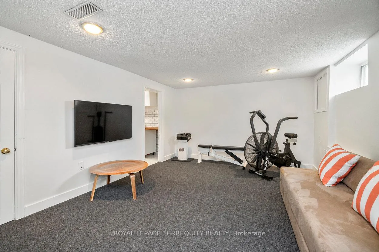 Photo 28 of 261 Blackthorn Avenue, Toronto, Weston-Pellam Park — HOMEH
