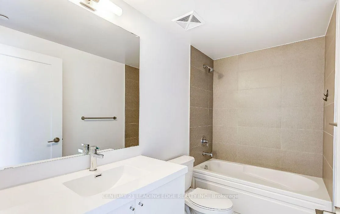 Photo 6 of Unit 716, 2550 Simcoe Street N, Oshawa, Windfields — HOMEH