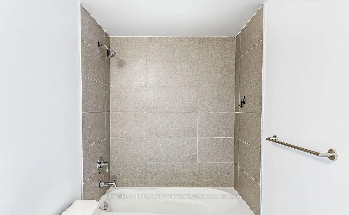 Photo 8 of Unit 716, 2550 Simcoe Street N, Oshawa, Windfields — HOMEH