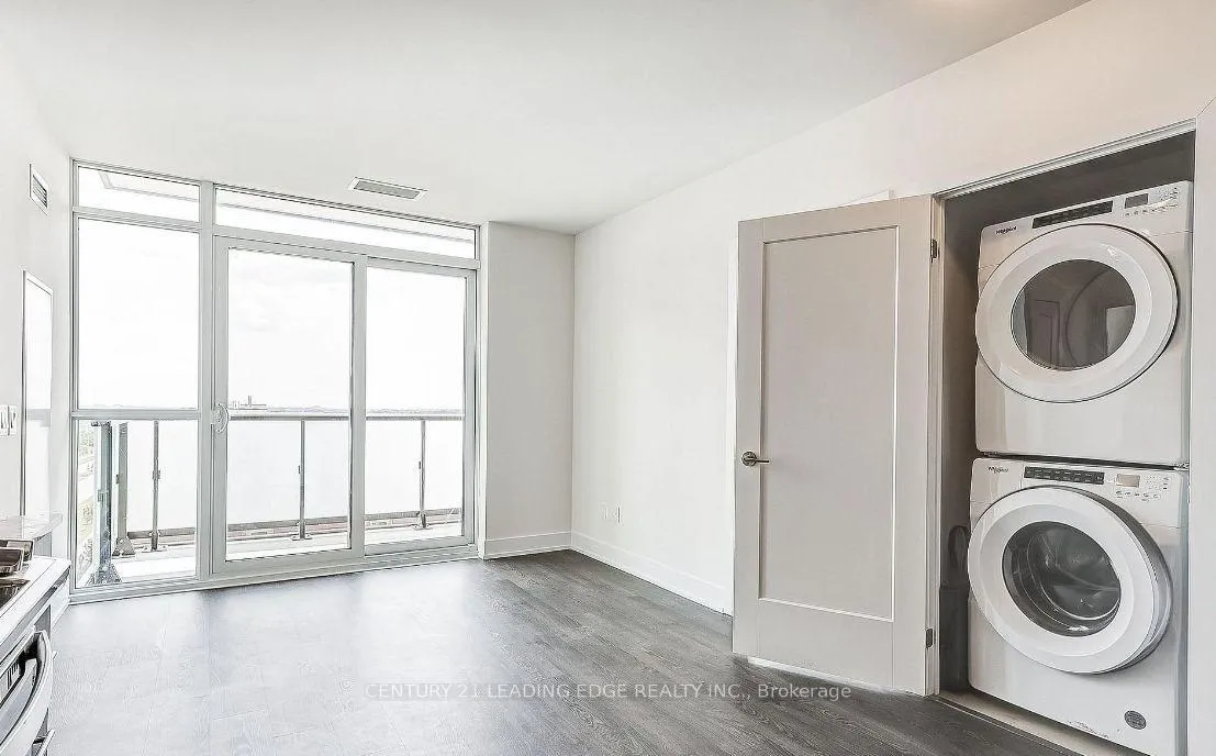 Photo 9 of Unit 716, 2550 Simcoe Street N, Oshawa, Windfields — HOMEH