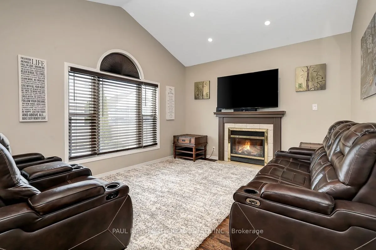 Photo 17 of 1654 Agatha Street, Ottawa, Fallingbrook/Pineridge — HOMEH