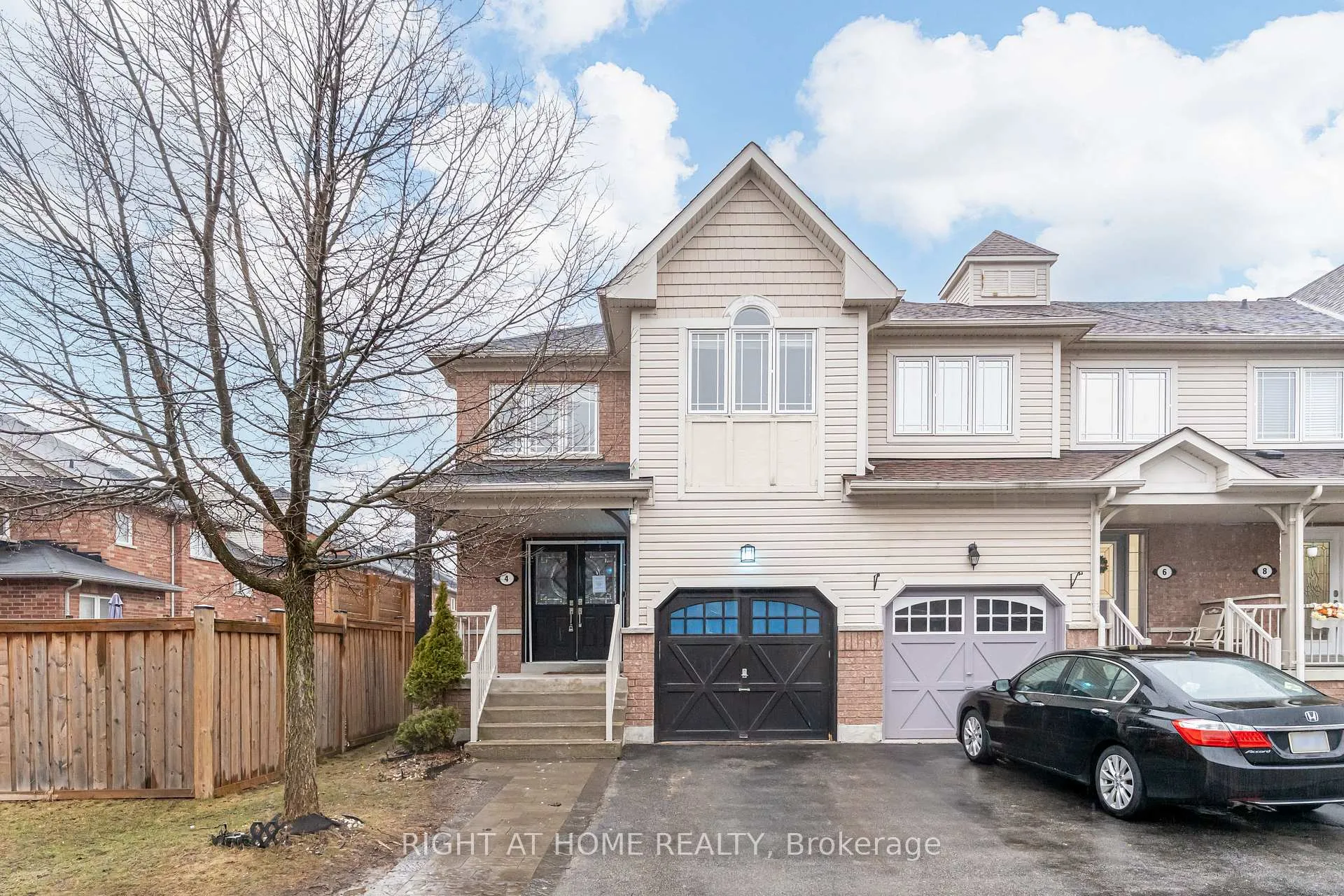 Photo 1 of 4 Whitefoot Crescent, Ajax, South East — HOMEH
