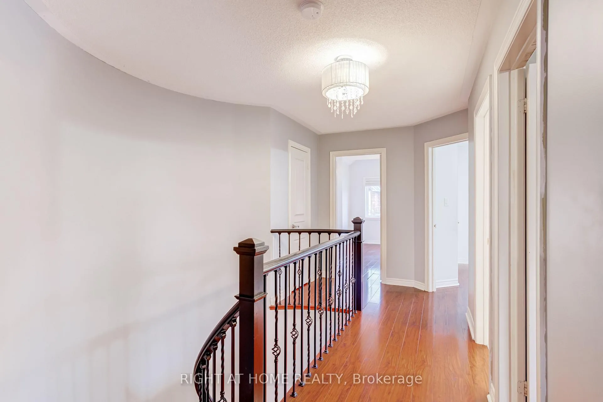 Photo 29 of 4 Whitefoot Crescent, Ajax, South East — HOMEH
