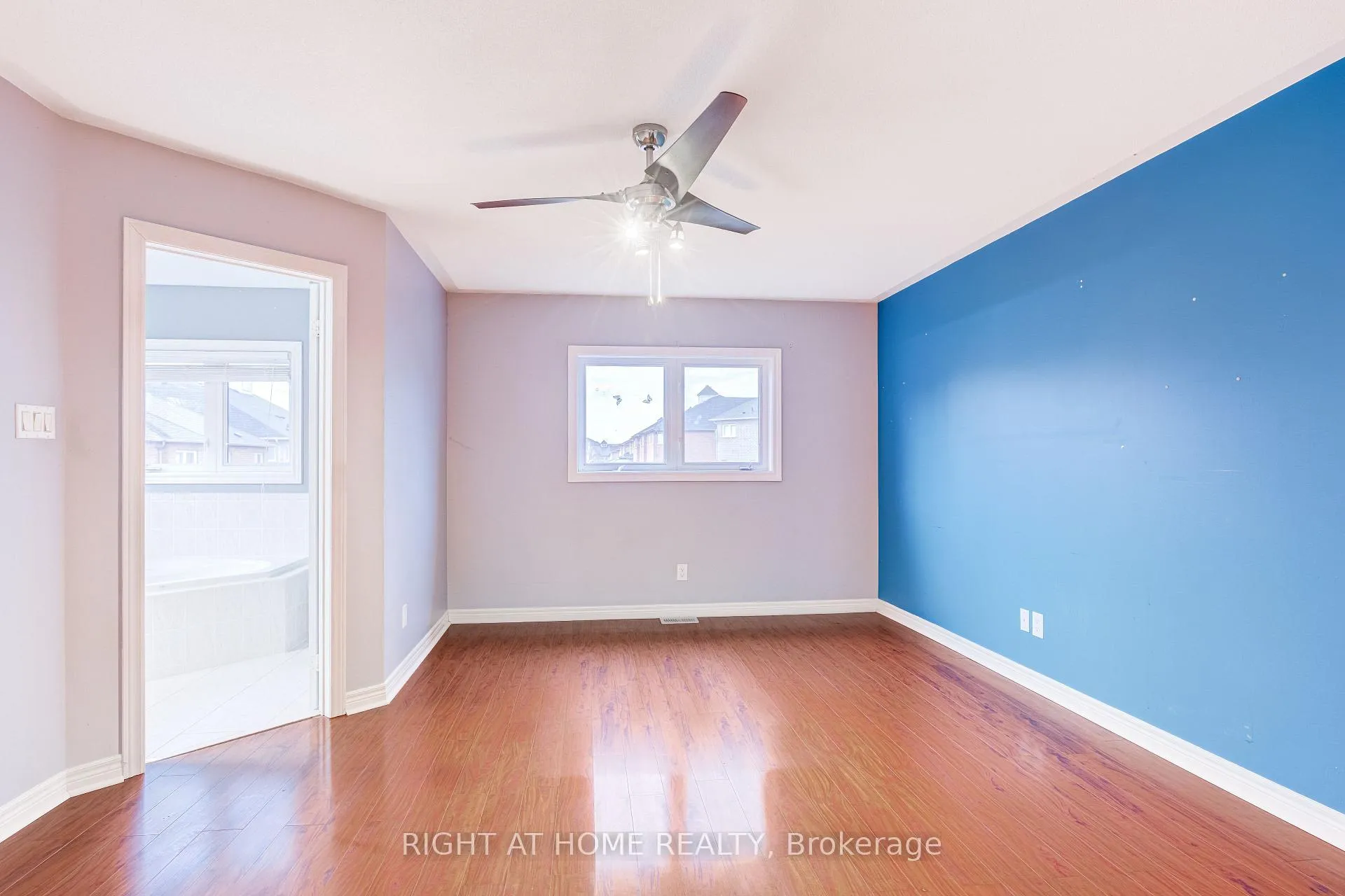 Photo 32 of 4 Whitefoot Crescent, Ajax, South East — HOMEH