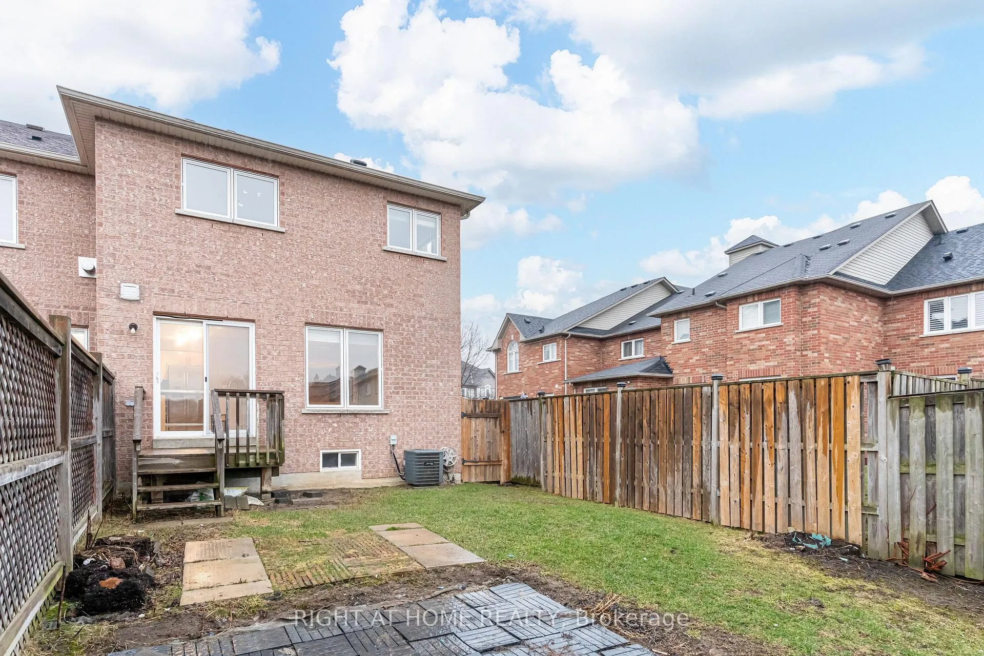 Photo 39 of 4 Whitefoot Crescent, Ajax, South East — HOMEH