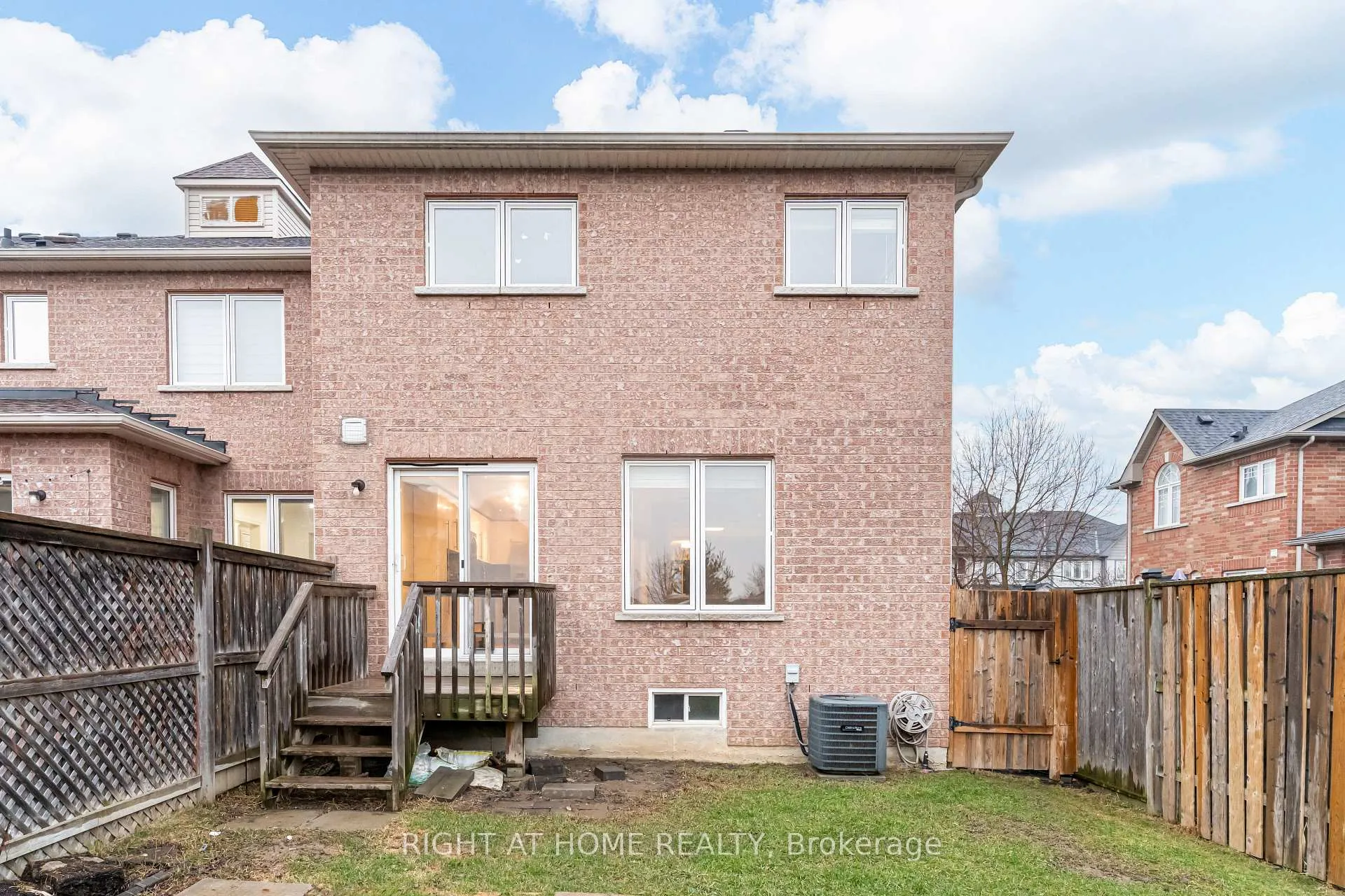 Photo 40 of 4 Whitefoot Crescent, Ajax, South East — HOMEH