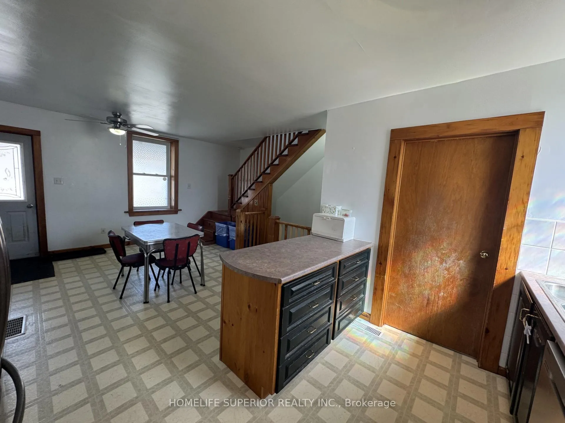Photo 9 of 98 Paul Drive, Lanark Highlands, Lanark Highlands (Lanark) Twp — HOMEH