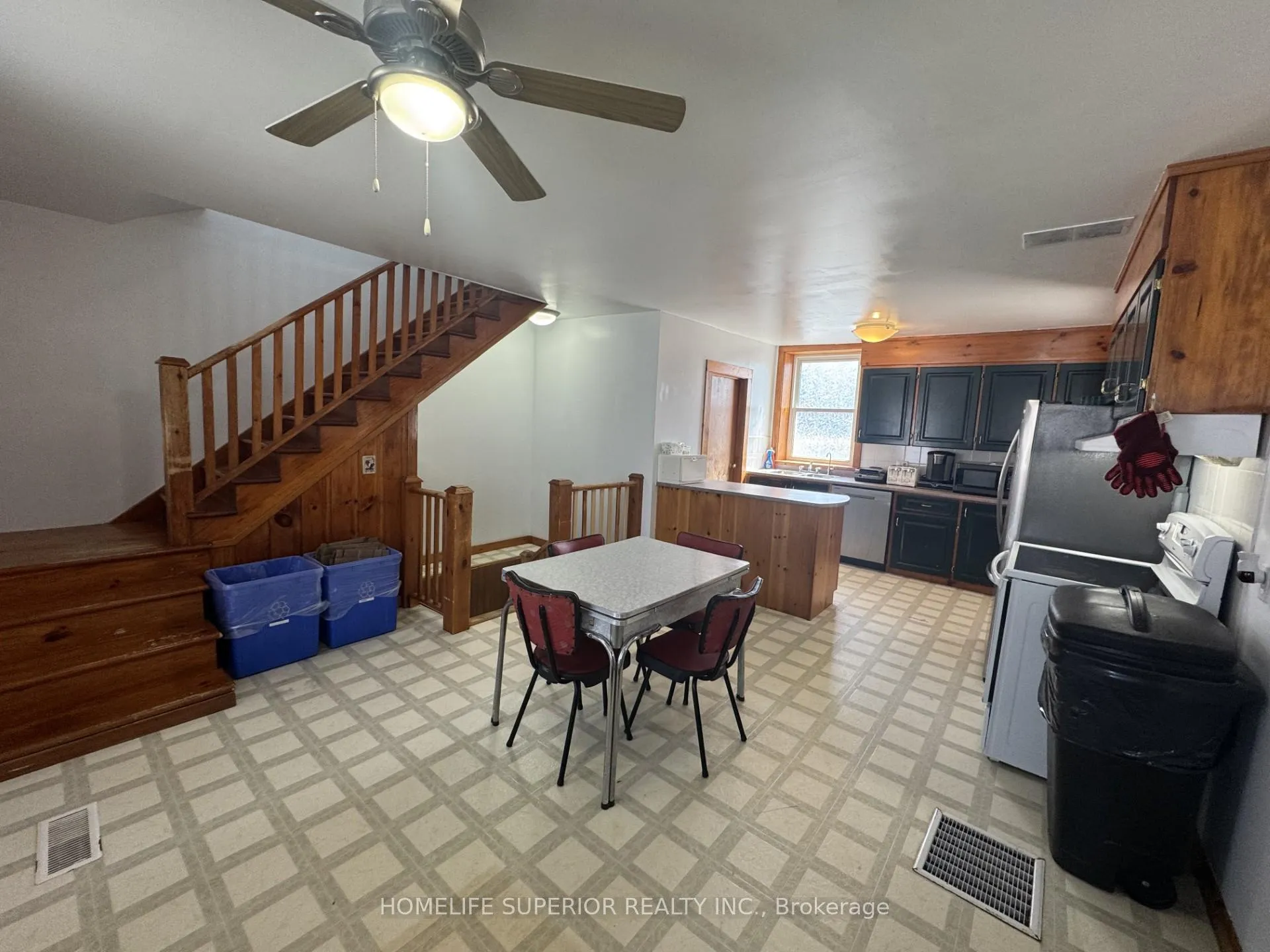 Photo 11 of 98 Paul Drive, Lanark Highlands, Lanark Highlands (Lanark) Twp — HOMEH