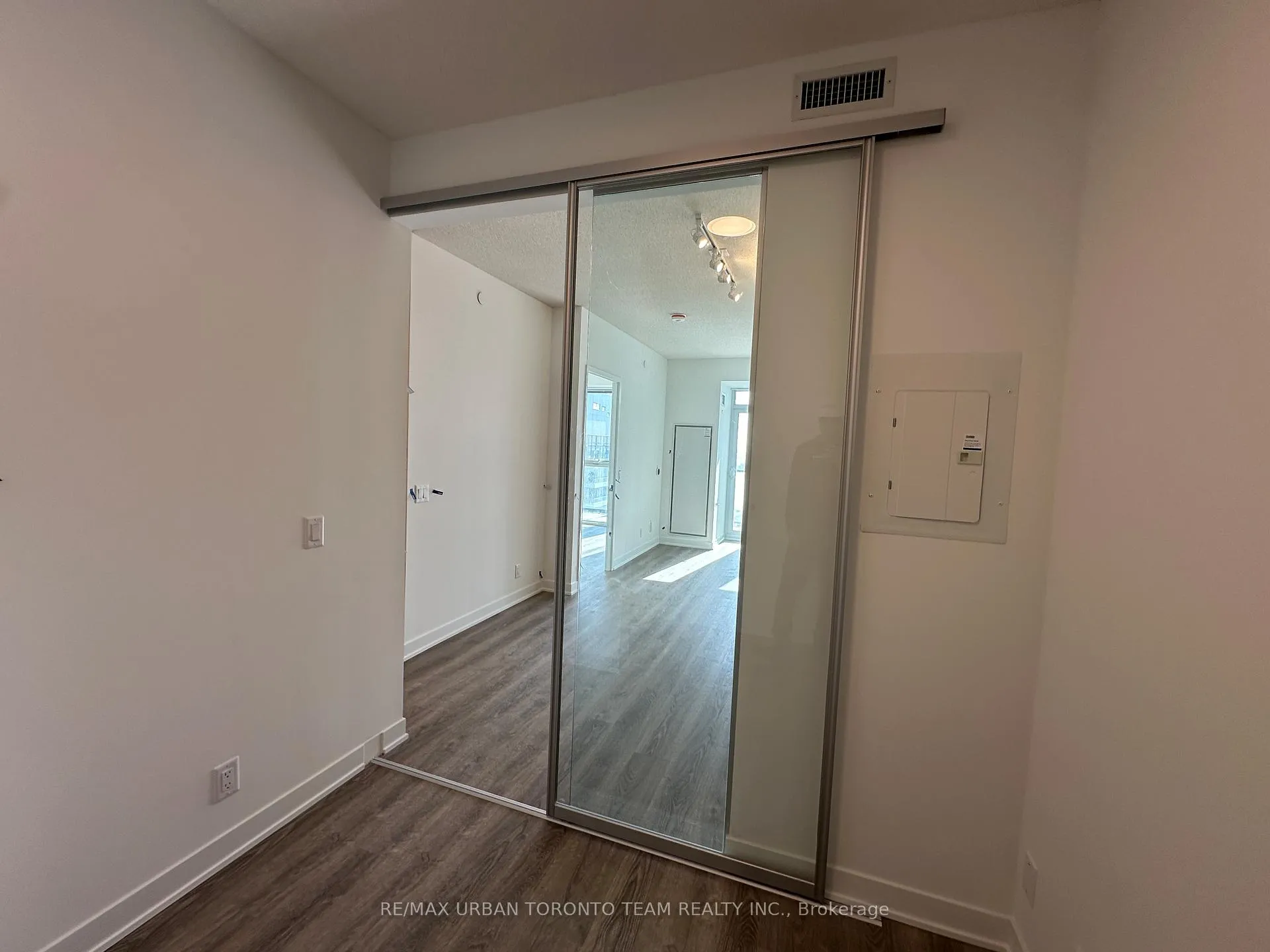 Photo 15 of Unit 3607, 180 Front Street E, Toronto, Moss Park — HOMEH