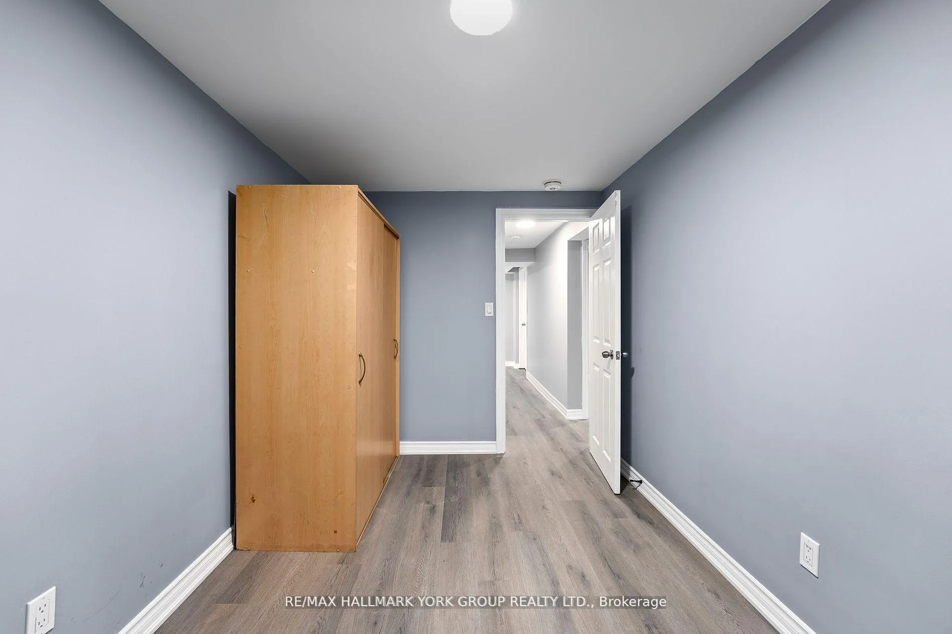 Photo 10 of Unit Lower, 25A College Crescent, Barrie, Grove East — HOMEH