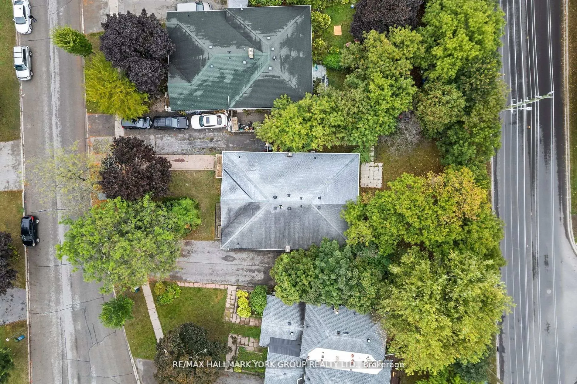 Photo 22 of Unit Lower, 25A College Crescent, Barrie, Grove East — HOMEH
