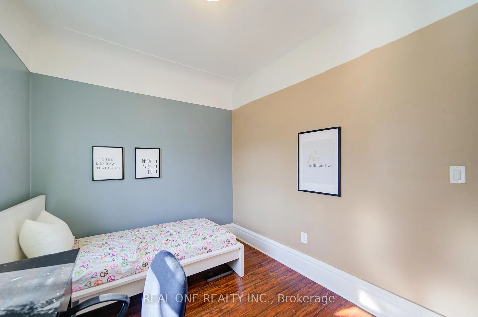 Photo 15 of 102 Royal Avenue, Hamilton, Ainslie Wood — HOMEH