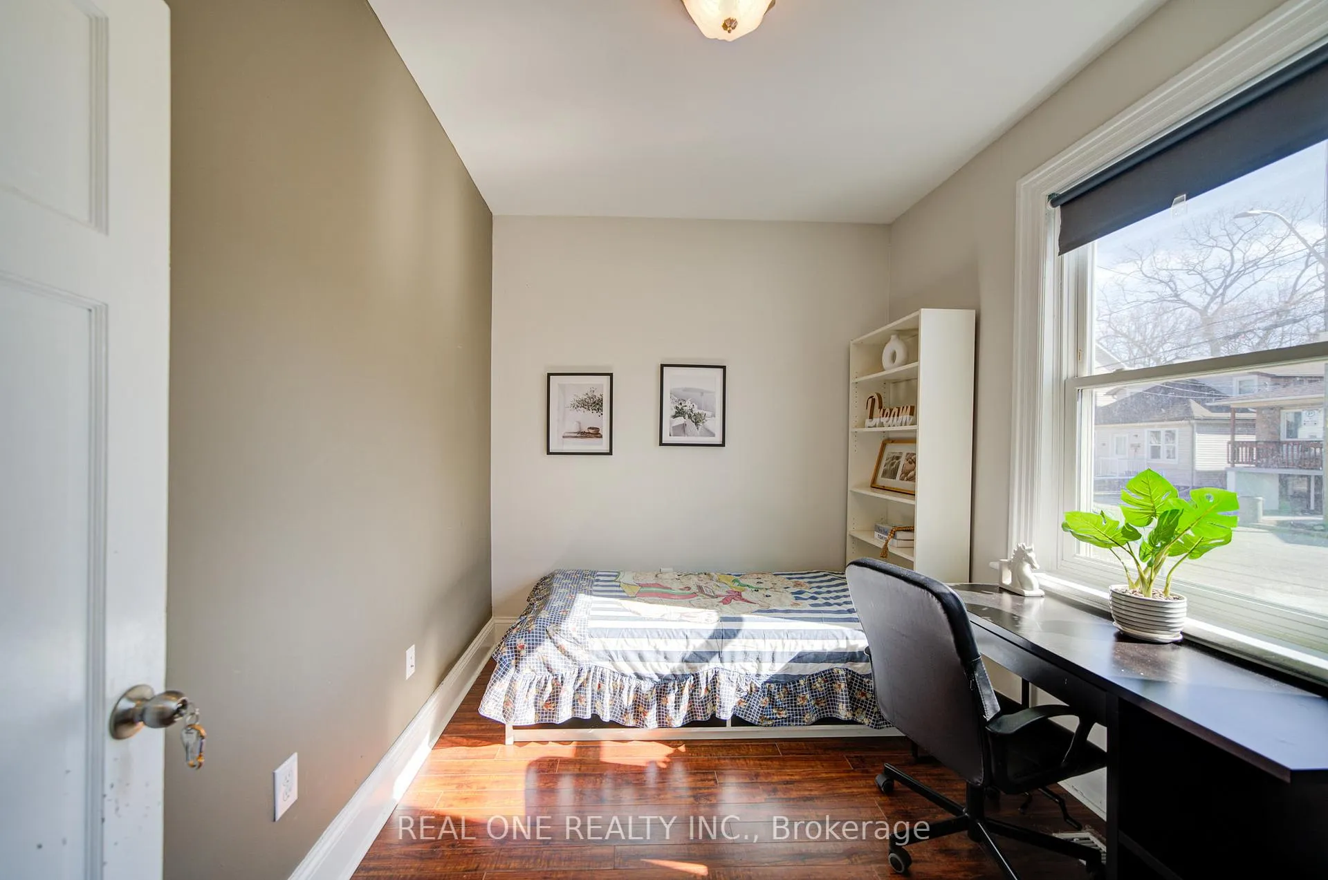 Photo 18 of 102 Royal Avenue, Hamilton, Ainslie Wood — HOMEH
