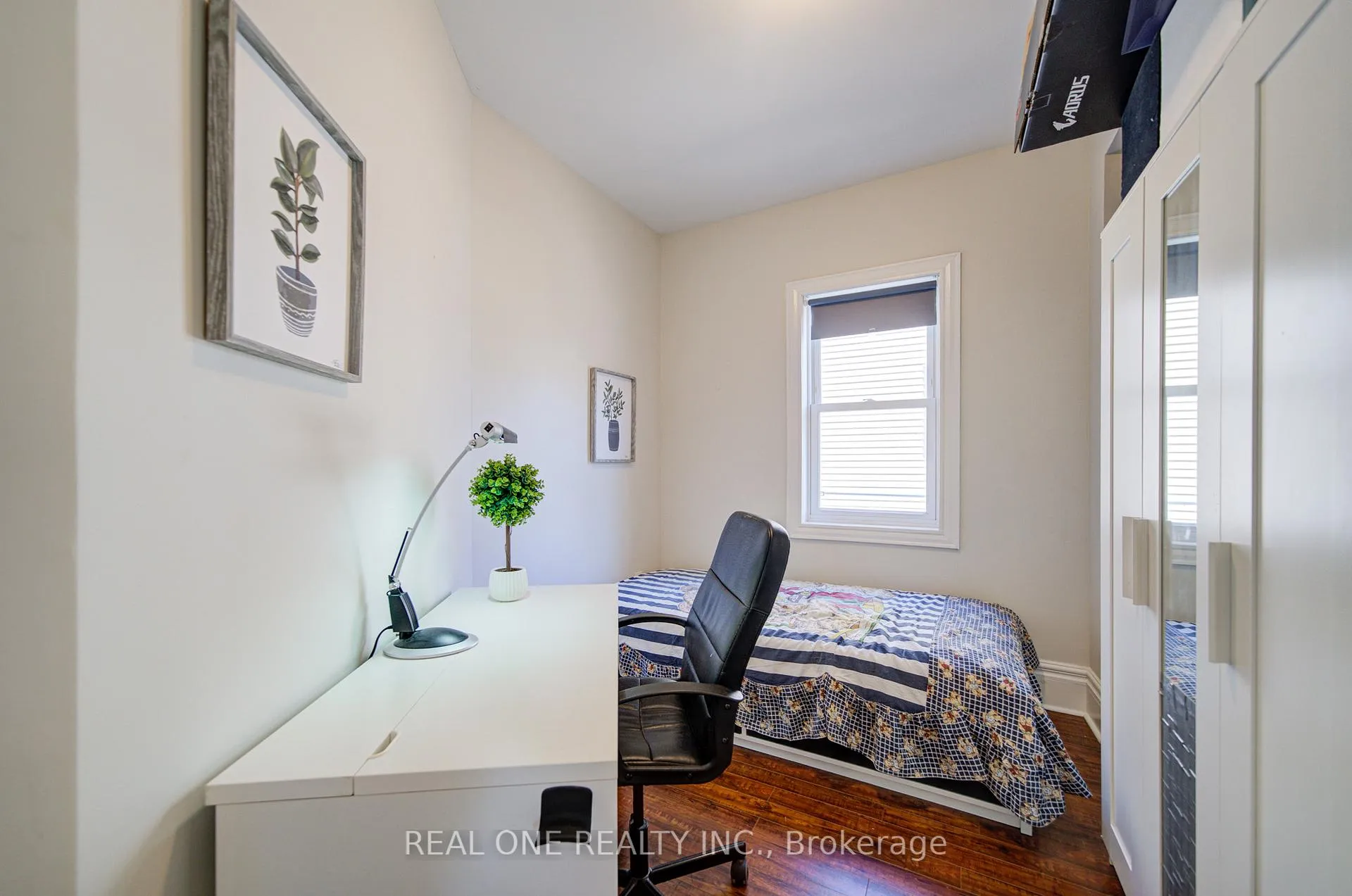 Photo 21 of 102 Royal Avenue, Hamilton, Ainslie Wood — HOMEH