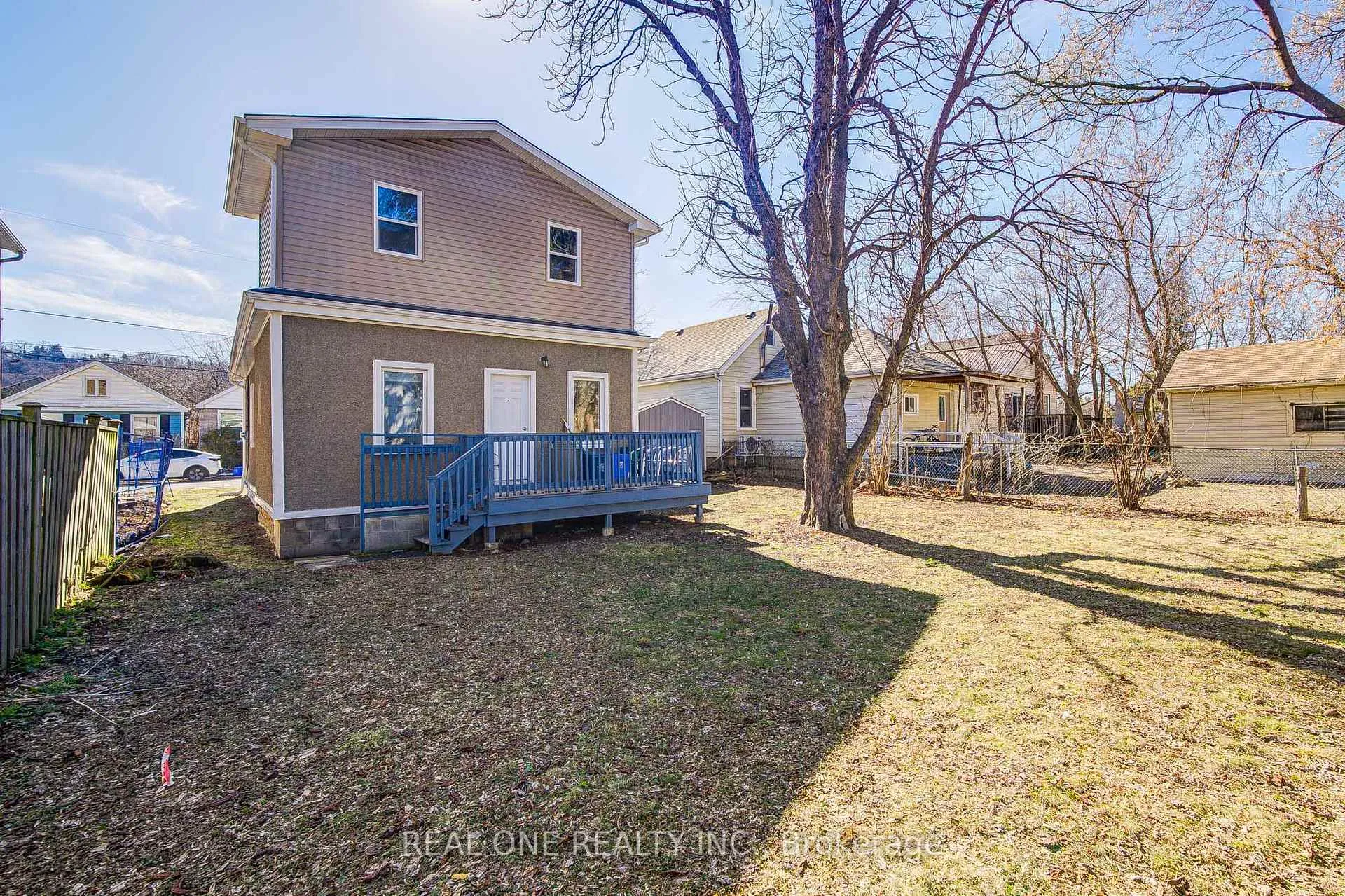 Photo 38 of 102 Royal Avenue, Hamilton, Ainslie Wood — HOMEH